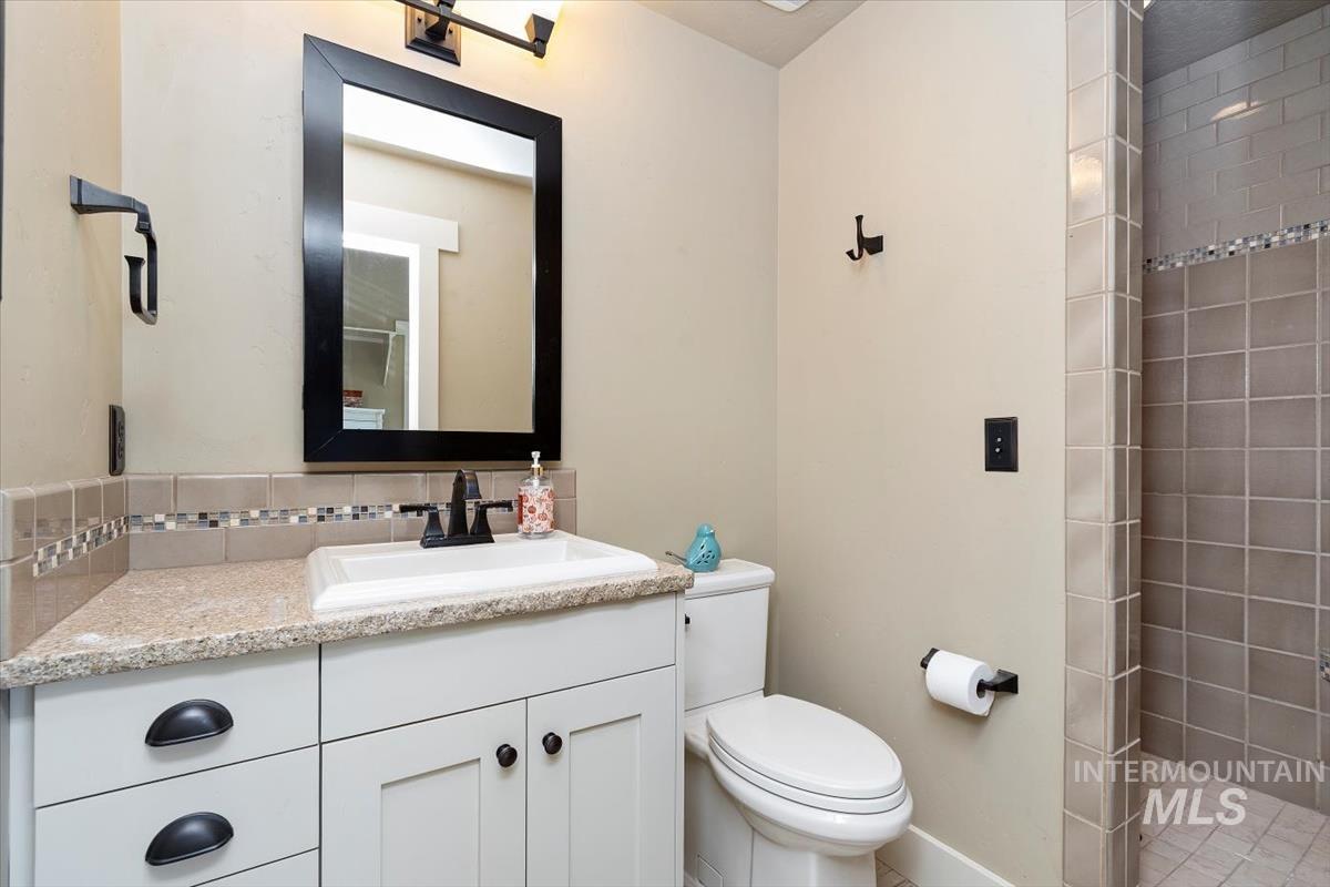 12961 N 9th Avenue, Boise, Idaho 83714, 3 Bedrooms, 3.5 Bathrooms, Residential For Sale, Price $925,000,MLS 98976096