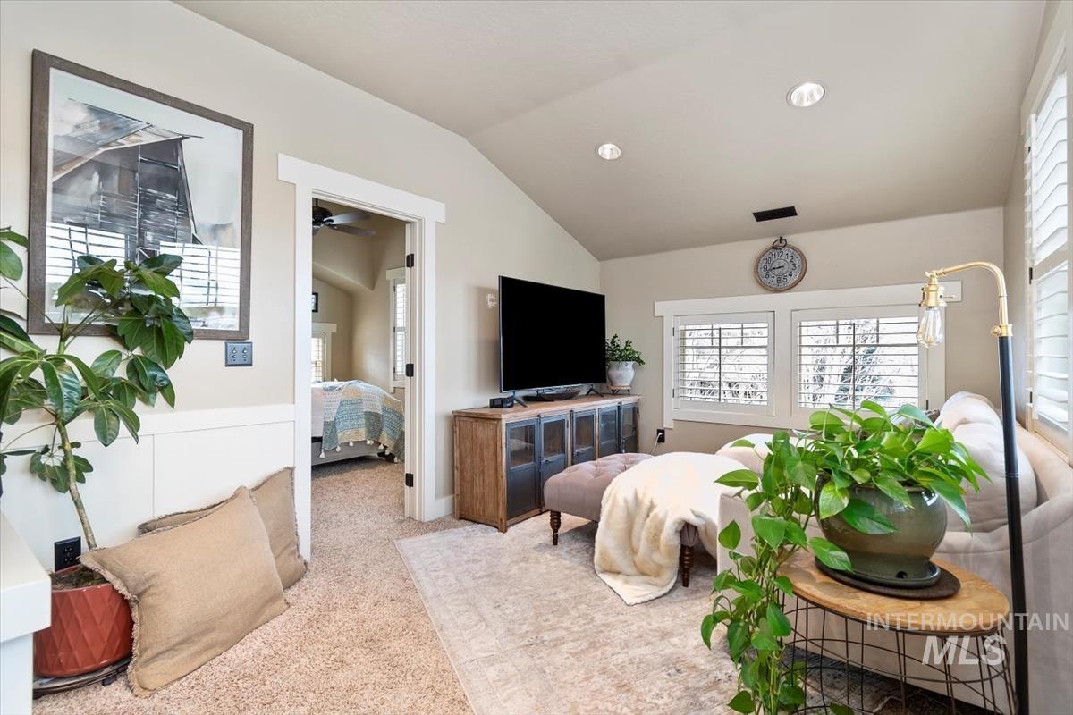 12961 N 9th Avenue, Boise, Idaho 83714, 3 Bedrooms, 3.5 Bathrooms, Residential For Sale, Price $925,000,MLS 98976096