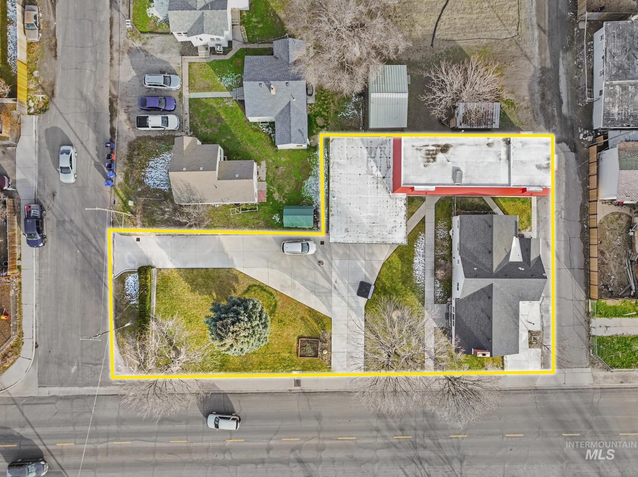 320 Locust St, Twin Falls, Idaho 83301, 4 Bedrooms, 2 Bathrooms, Residential For Sale, Price $329,900, 98976097