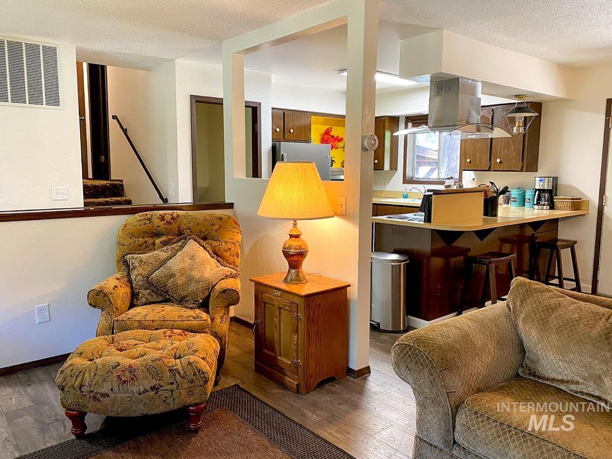 813 Camas Drive, Winchester, Idaho 83555, 4 Bedrooms, 3 Bathrooms, Residential For Sale, Price $549,999,MLS 98976098