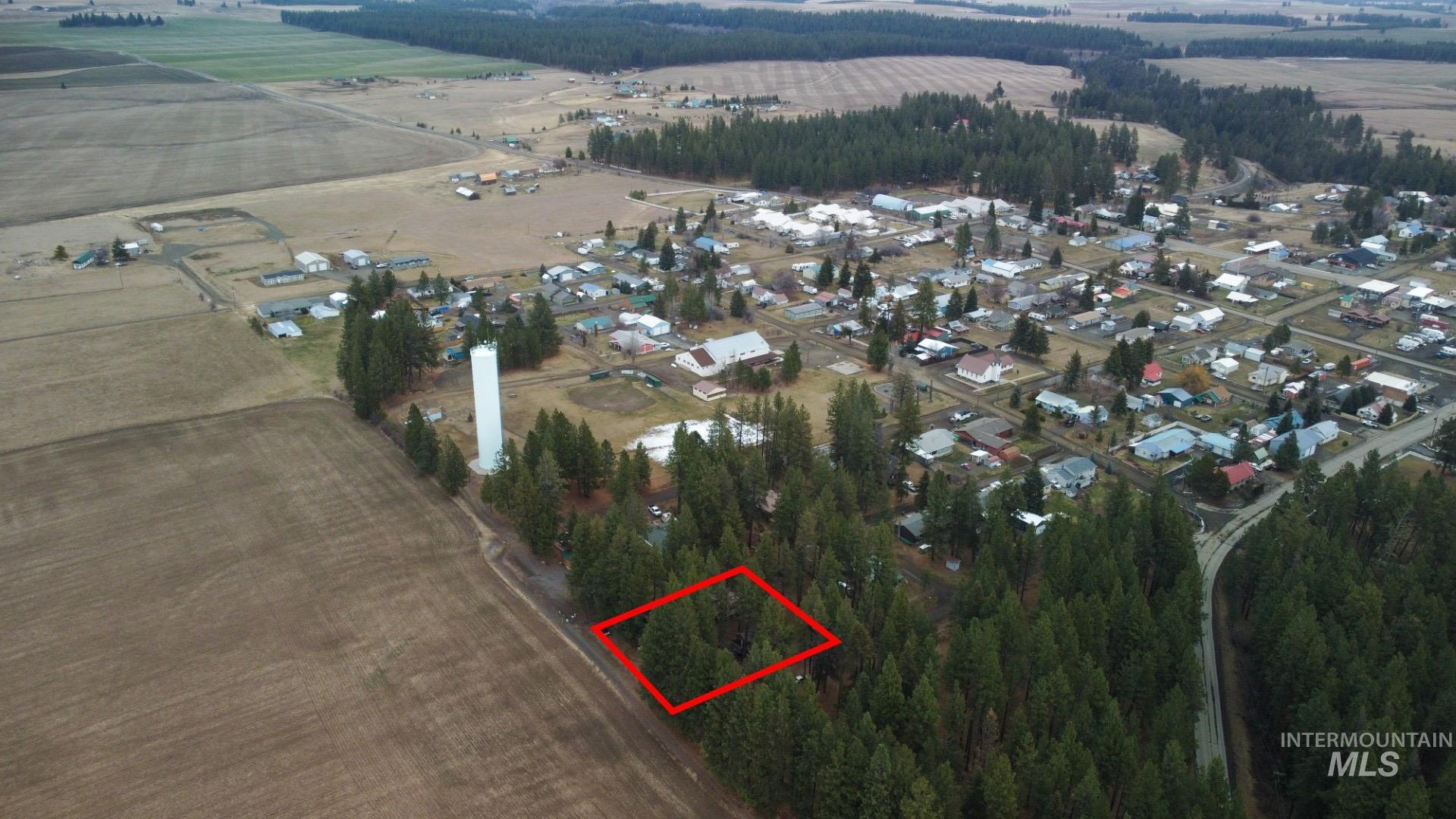 813 Camas Drive, Winchester, Idaho 83555, 4 Bedrooms, 3 Bathrooms, Residential For Sale, Price $549,999,MLS 98976098