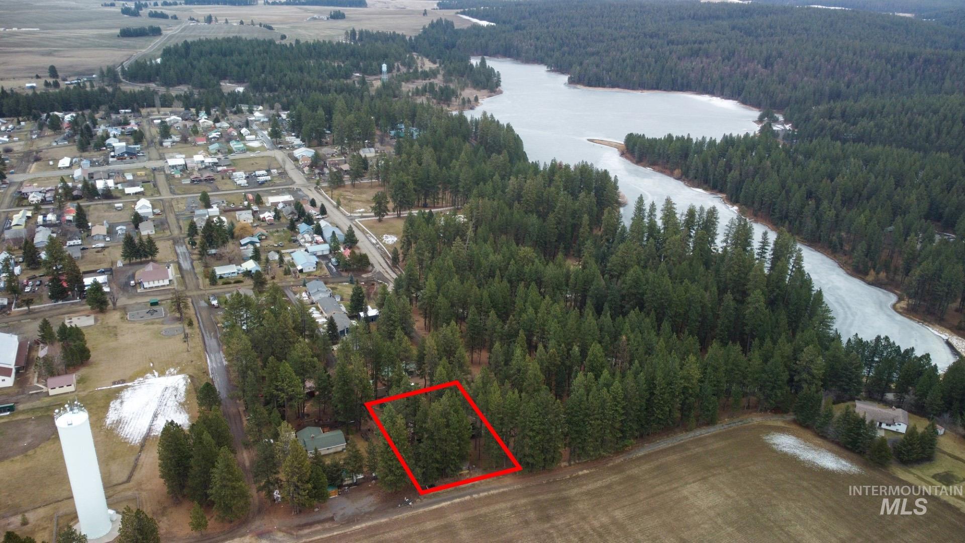 813 Camas Drive, Winchester, Idaho 83555, 4 Bedrooms, 3 Bathrooms, Residential For Sale, Price $549,999,MLS 98976098