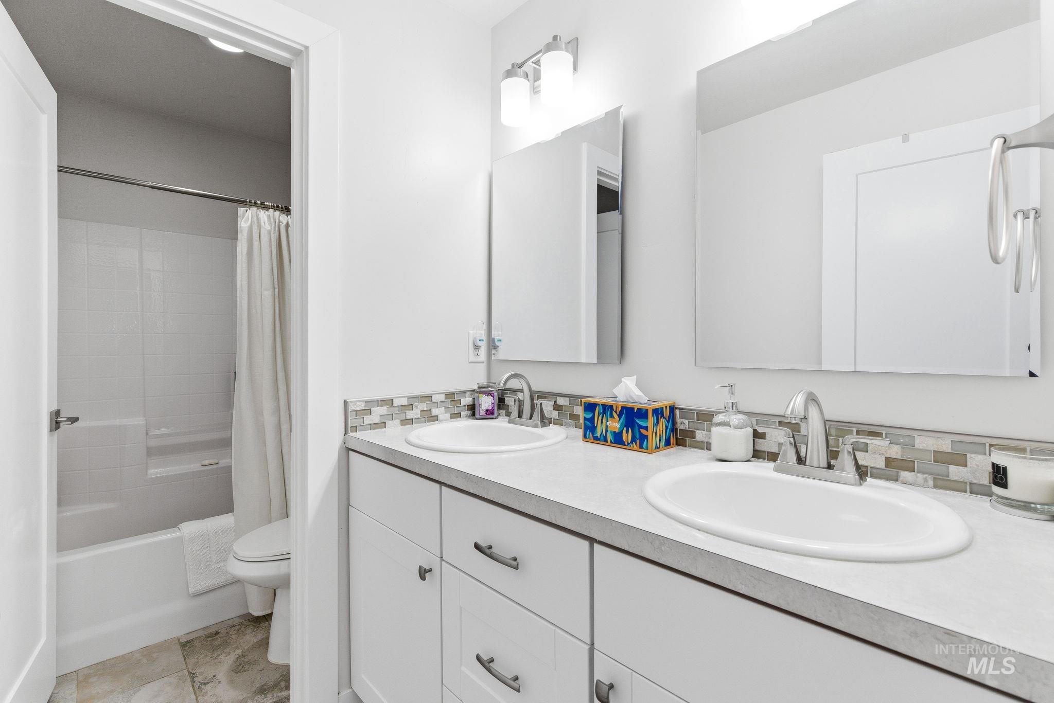 5056 N Alworth St, Garden City, Idaho 83714, 3 Bedrooms, 2.5 Bathrooms, Residential For Sale, Price $475,000, 98976102