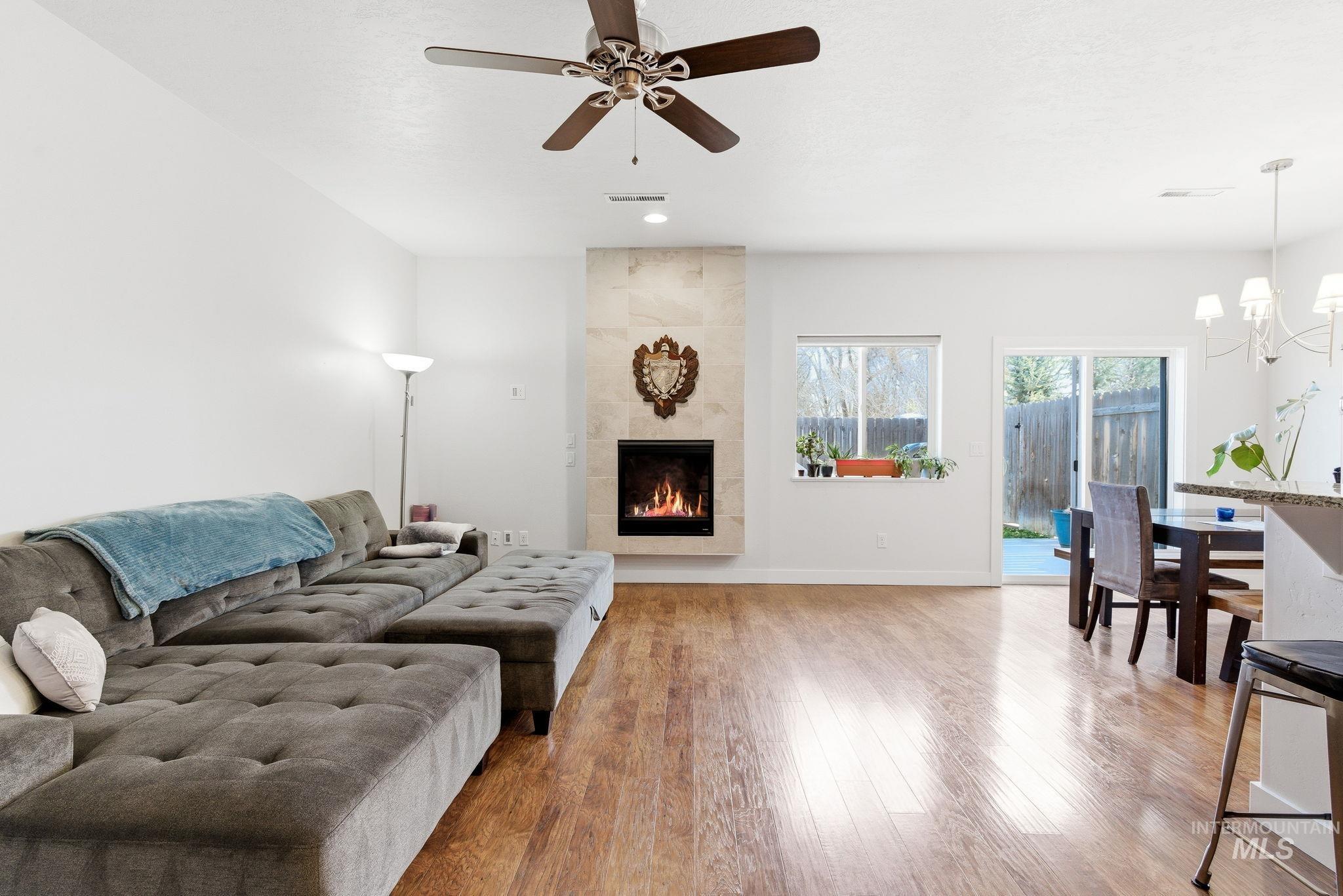 5056 N Alworth St, Garden City, Idaho 83714, 3 Bedrooms, 2.5 Bathrooms, Residential For Sale, Price $475,000, 98976102