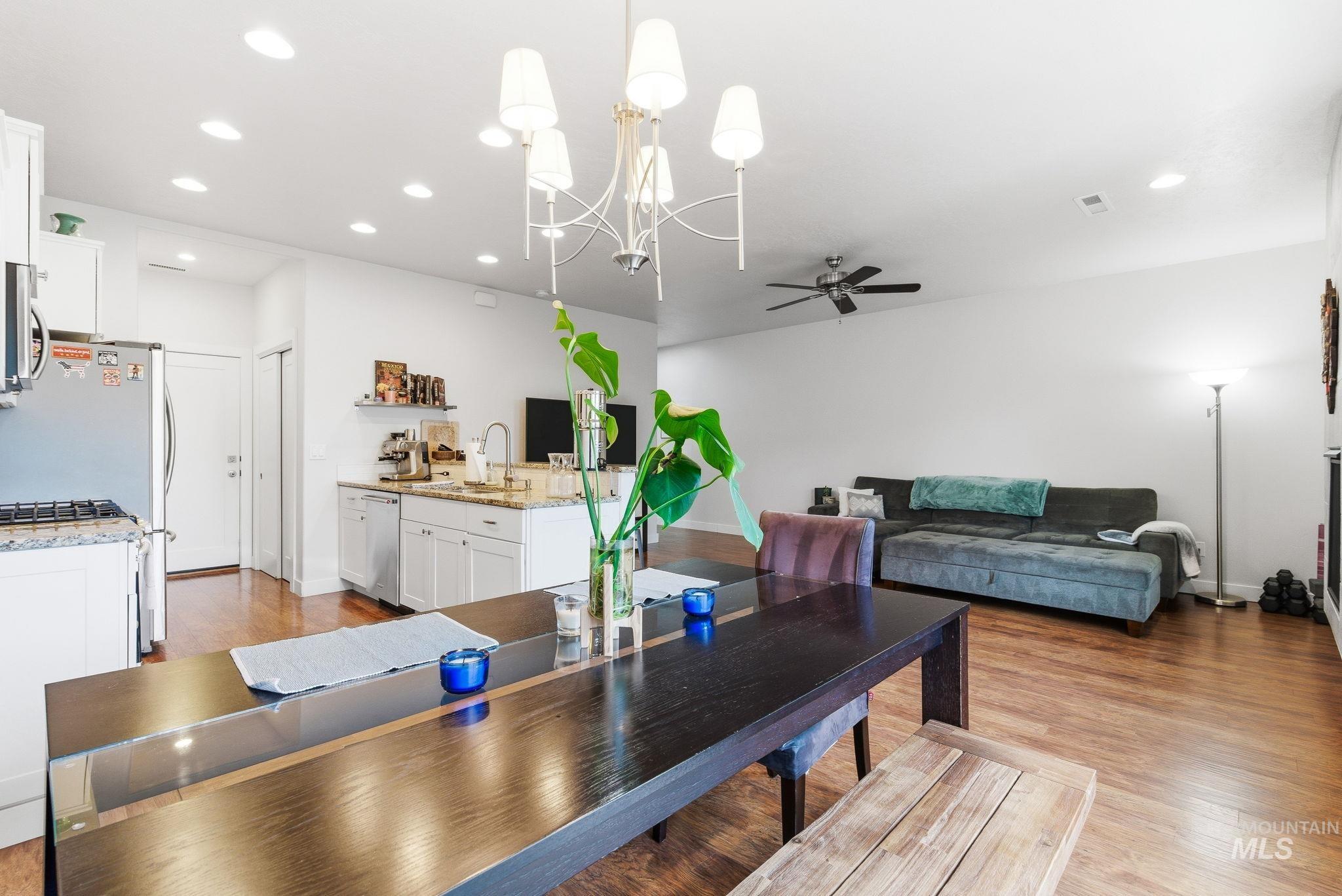 5056 N Alworth St, Garden City, Idaho 83714, 3 Bedrooms, 2.5 Bathrooms, Residential For Sale, Price $475,000, 98976102