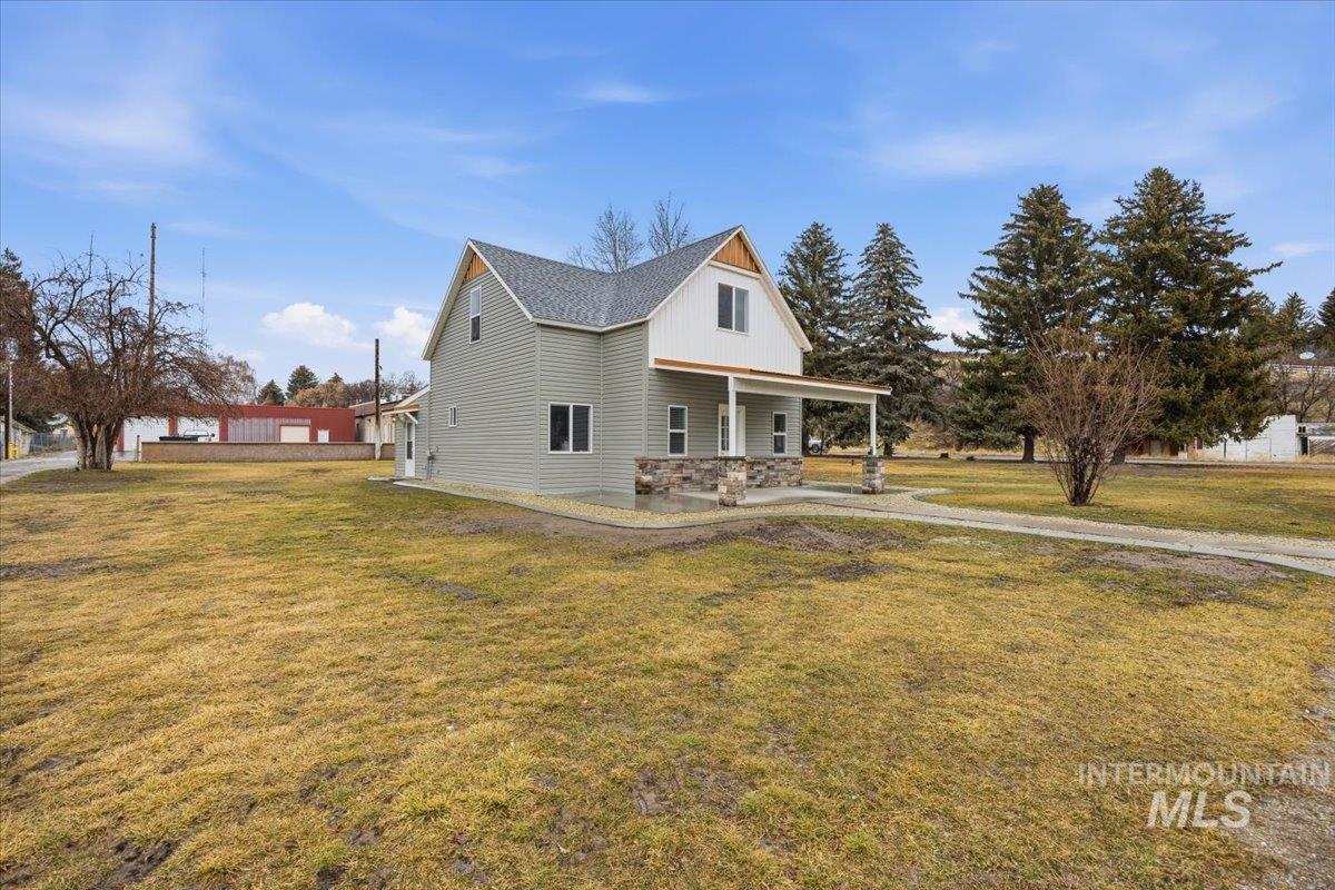 136 West St, Albion, Idaho 83311, 3 Bedrooms, 1.5 Bathrooms, Residential For Sale, Price $420,000, 98976103