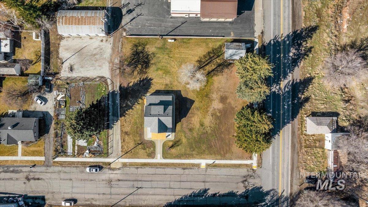 136 West St, Albion, Idaho 83311, 3 Bedrooms, 1.5 Bathrooms, Residential For Sale, Price $420,000, 98976103