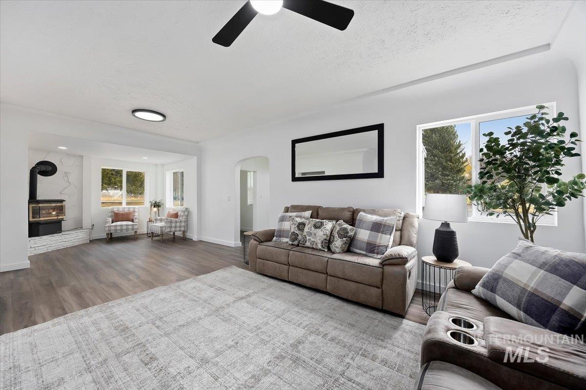 136 West St, Albion, Idaho 83311, 3 Bedrooms, 1.5 Bathrooms, Residential For Sale, Price $420,000, 98976103