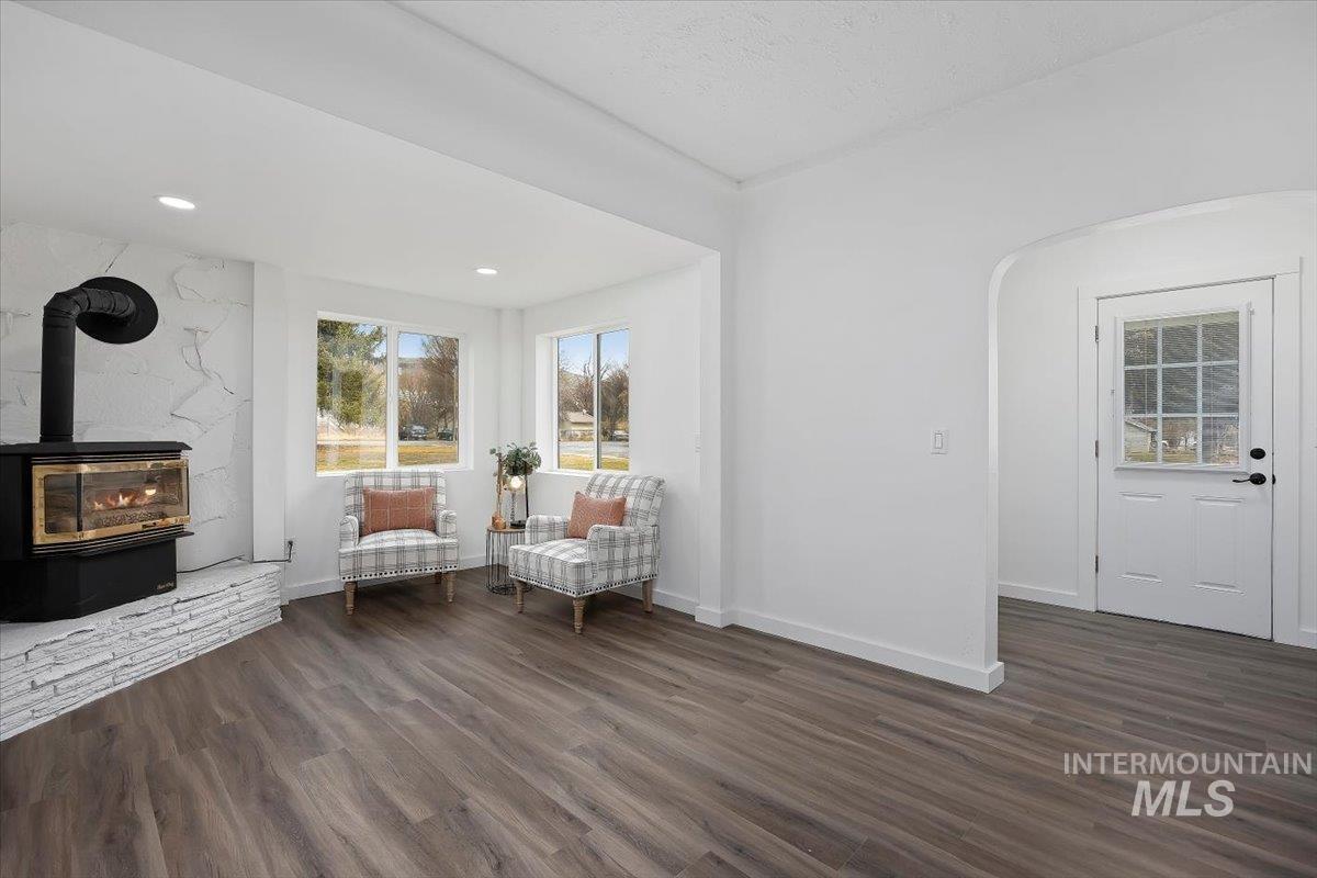 136 West St, Albion, Idaho 83311, 3 Bedrooms, 1.5 Bathrooms, Residential For Sale, Price $420,000, 98976103