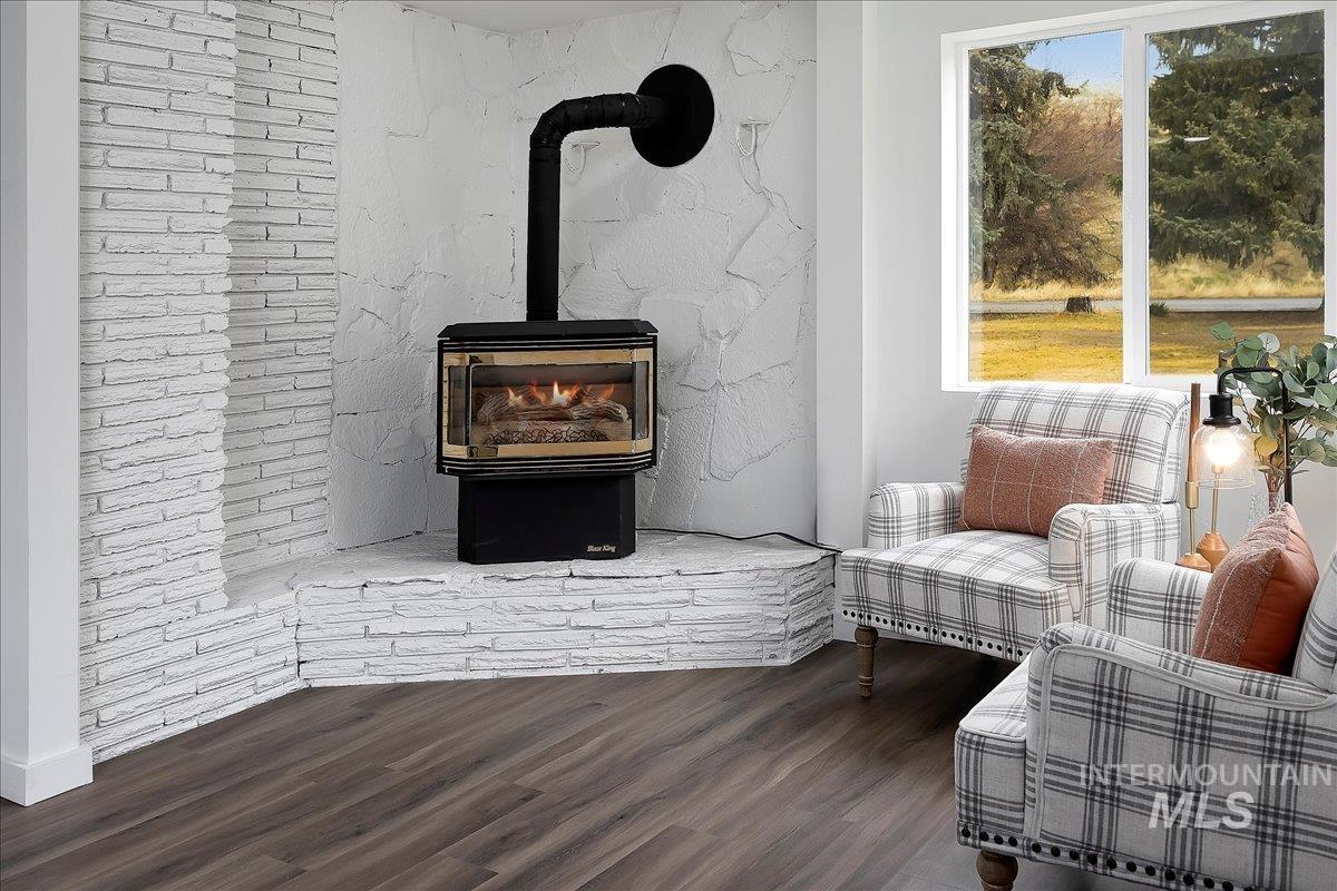 136 West St, Albion, Idaho 83311, 3 Bedrooms, 1.5 Bathrooms, Residential For Sale, Price $420,000, 98976103