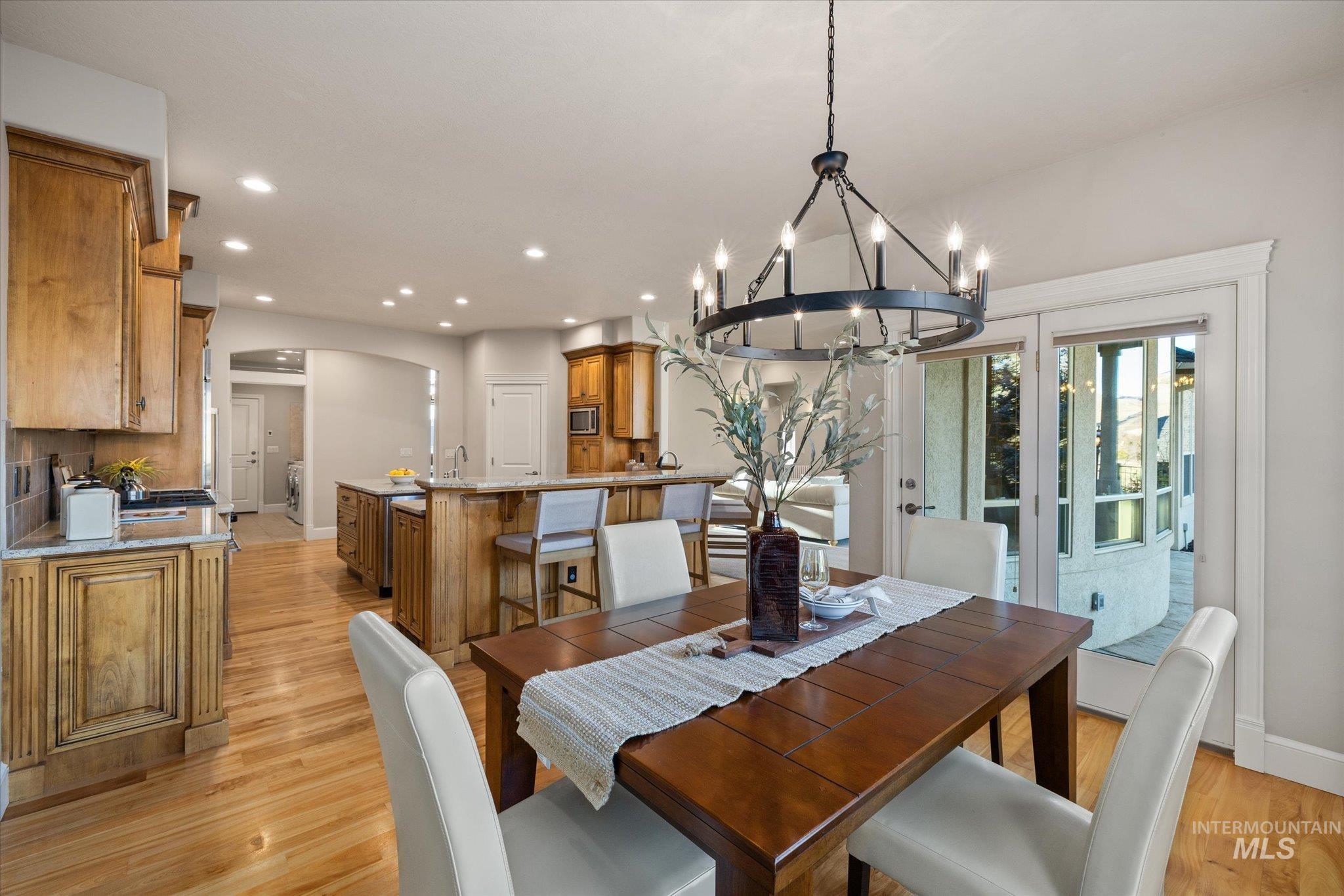 5014 N Arrow Crest Way, Boise, Idaho 83703, 3 Bedrooms, 2.5 Bathrooms, Residential For Sale, Price $1,175,000, 98976106