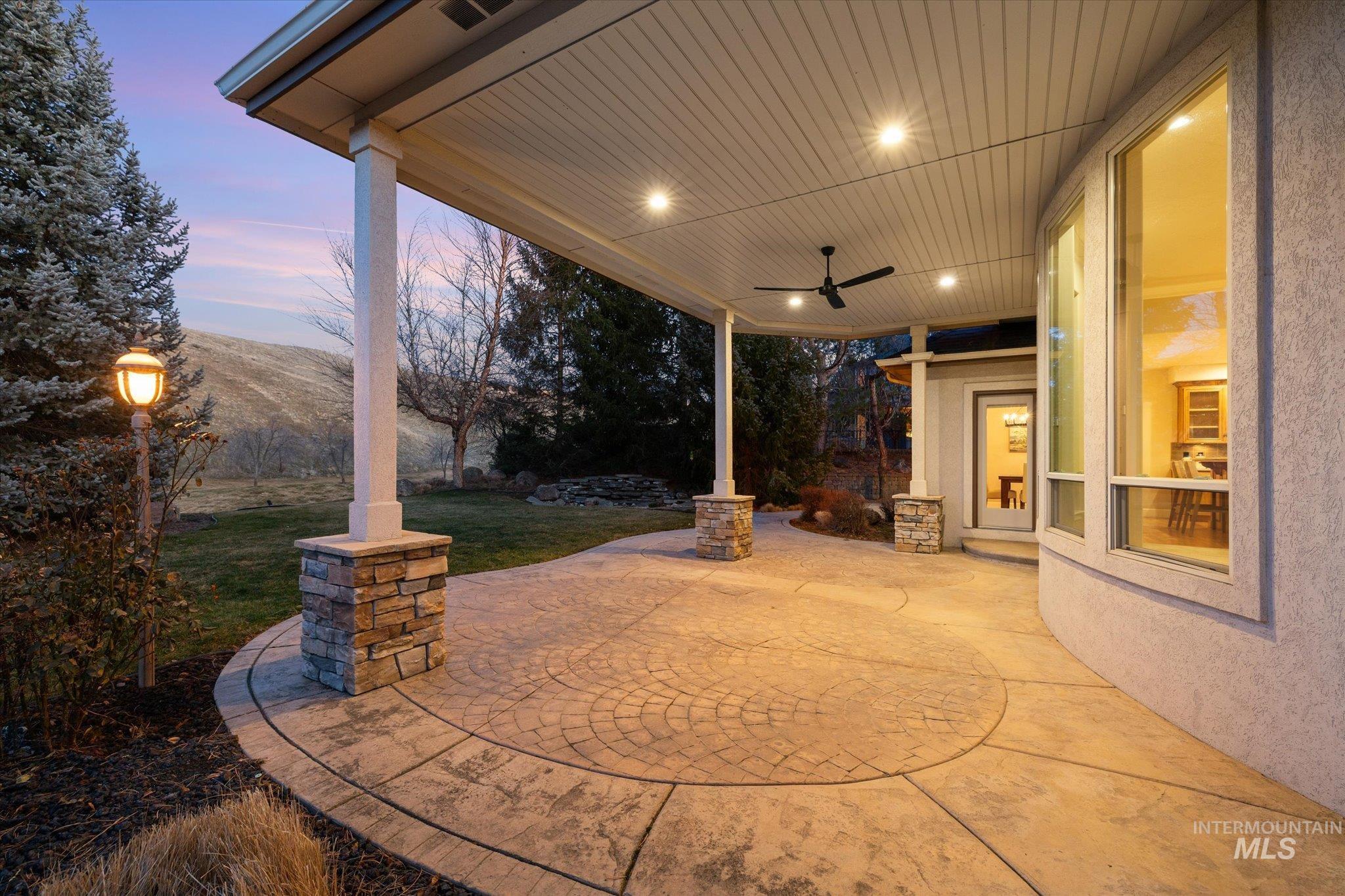 5014 N Arrow Crest Way, Boise, Idaho 83703, 3 Bedrooms, 2.5 Bathrooms, Residential For Sale, Price $1,175,000, 98976106