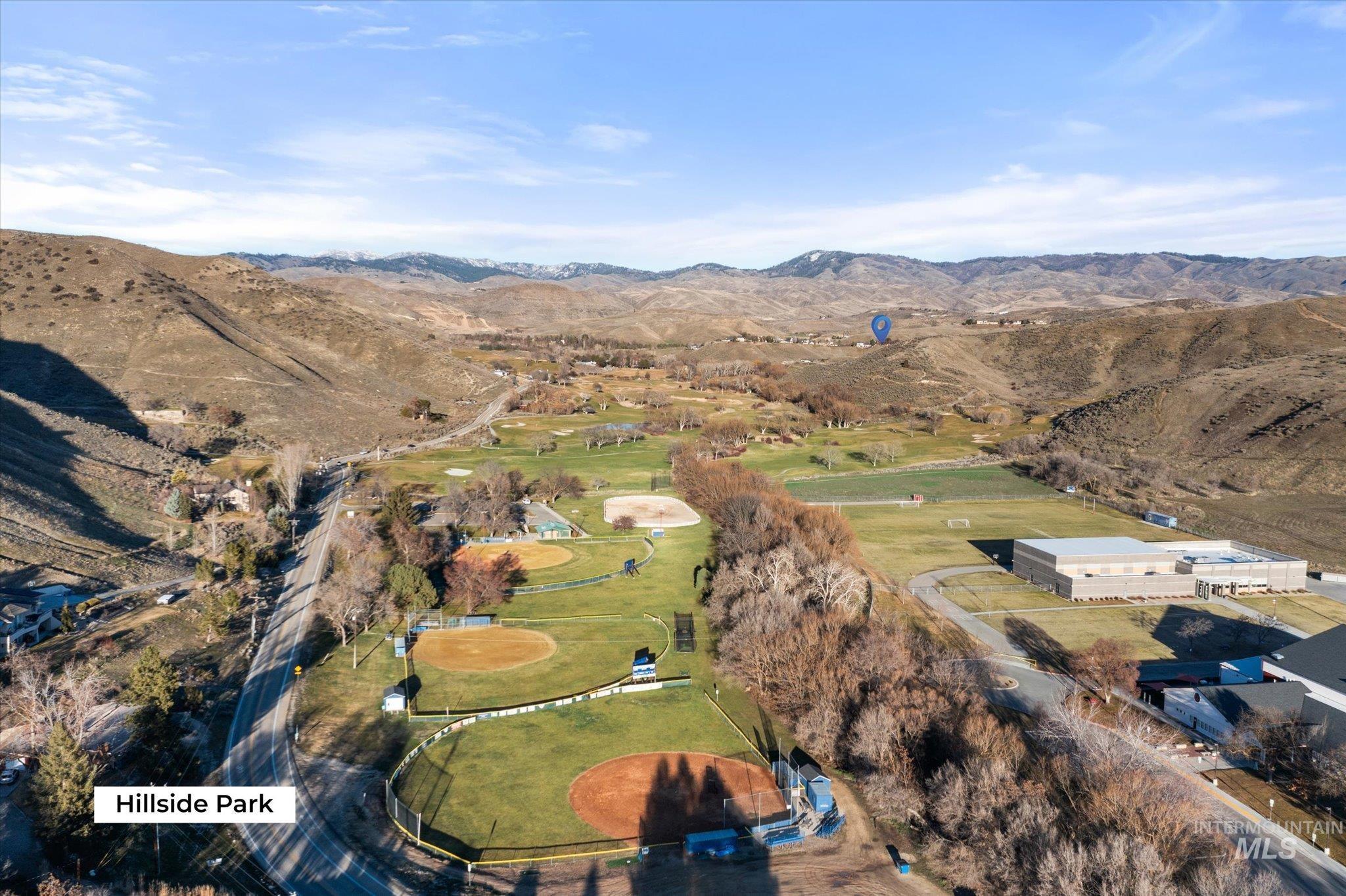 5014 N Arrow Crest Way, Boise, Idaho 83703, 3 Bedrooms, 2.5 Bathrooms, Residential For Sale, Price $1,175,000, 98976106