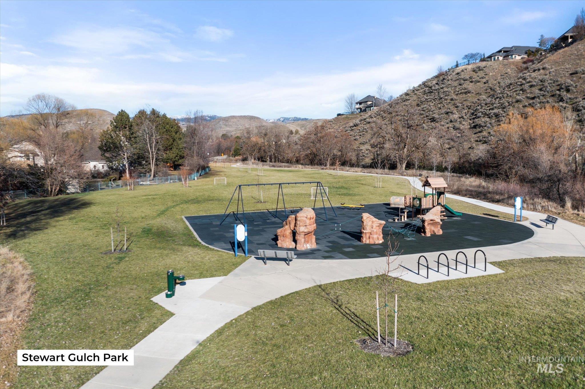 5014 N Arrow Crest Way, Boise, Idaho 83703, 3 Bedrooms, 2.5 Bathrooms, Residential For Sale, Price $1,175,000, 98976106