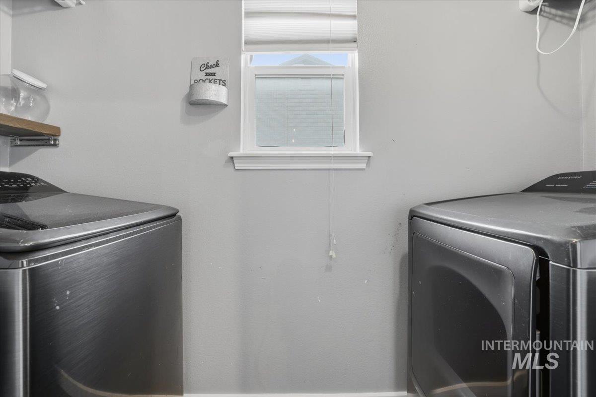 2613 S Canyon St, Nampa, Idaho 83686, 3 Bedrooms, 2 Bathrooms, Residential For Sale, Price $379,900, 98976110