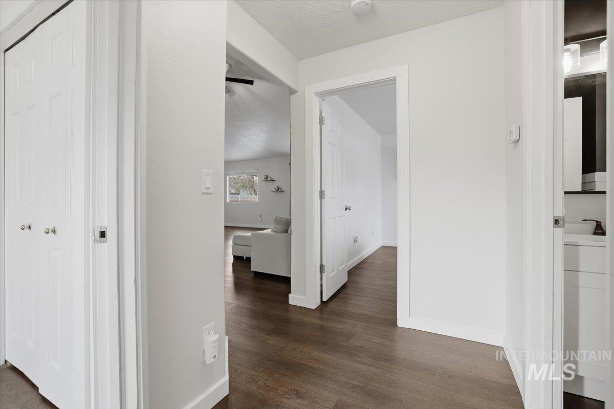 2613 S Canyon St, Nampa, Idaho 83686, 3 Bedrooms, 2 Bathrooms, Residential For Sale, Price $379,900, 98976110