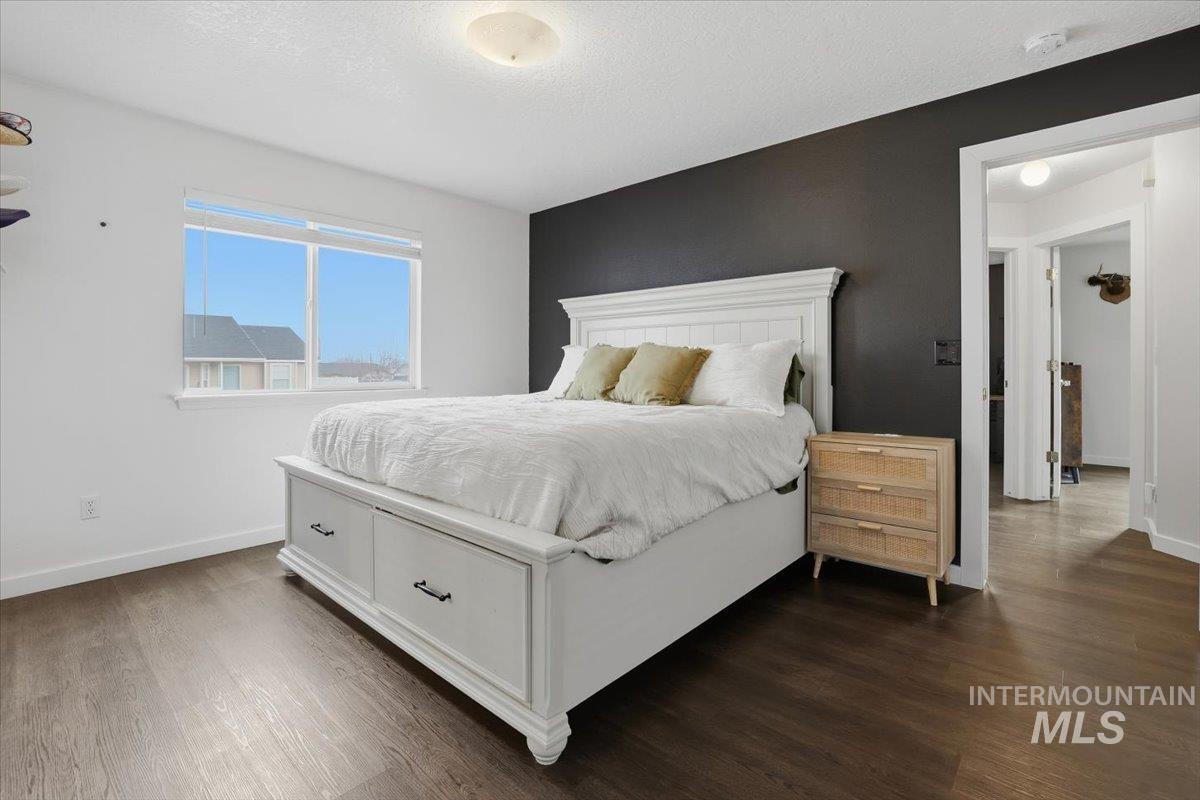 2613 S Canyon St, Nampa, Idaho 83686, 3 Bedrooms, 2 Bathrooms, Residential For Sale, Price $379,900, 98976110