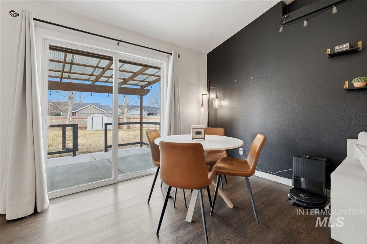 2613 S Canyon St, Nampa, Idaho 83686, 3 Bedrooms, 2 Bathrooms, Residential For Sale, Price $379,900, 98976110