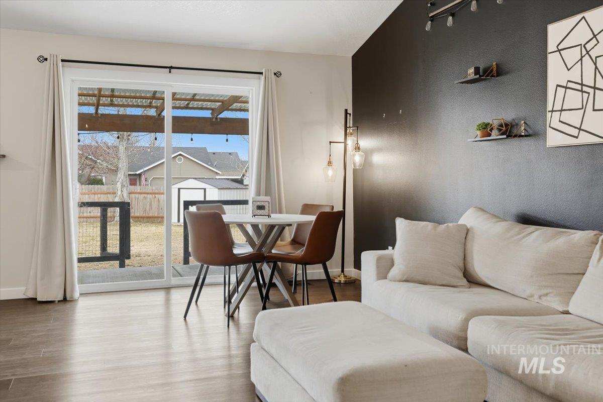 2613 S Canyon St, Nampa, Idaho 83686, 3 Bedrooms, 2 Bathrooms, Residential For Sale, Price $379,900, 98976110