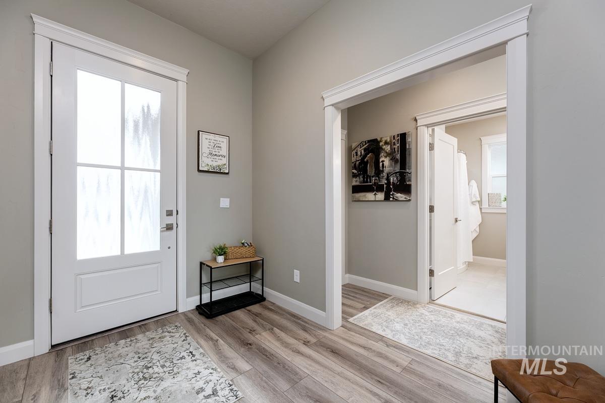 2406 W Herron Ridge Drive, Nampa, Idaho 83686, 3 Bedrooms, 2 Bathrooms, Residential For Sale, Price $515,121,MLS 98976111