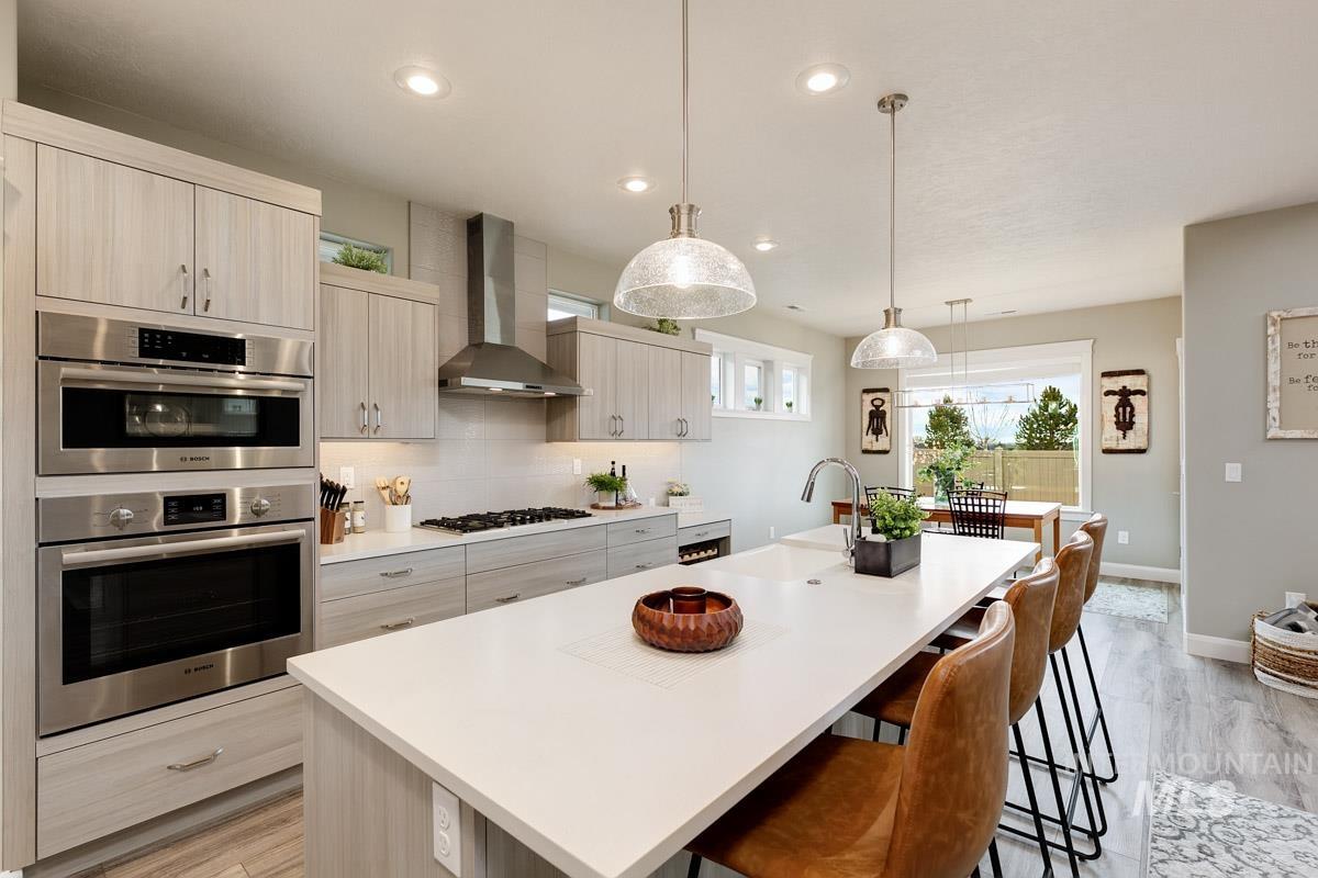 2406 W Herron Ridge Drive, Nampa, Idaho 83686, 3 Bedrooms, 2 Bathrooms, Residential For Sale, Price $515,121,MLS 98976111