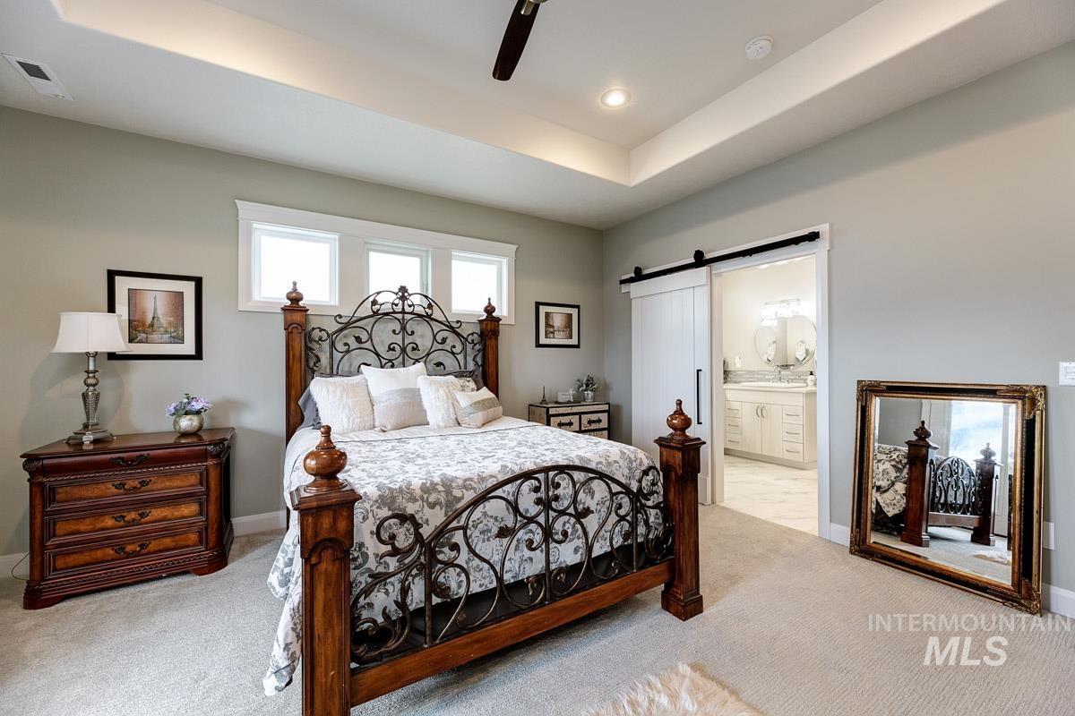 2406 W Herron Ridge Drive, Nampa, Idaho 83686, 3 Bedrooms, 2 Bathrooms, Residential For Sale, Price $515,121,MLS 98976111