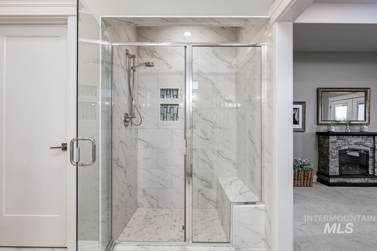 2406 W Herron Ridge Drive, Nampa, Idaho 83686, 3 Bedrooms, 2 Bathrooms, Residential For Sale, Price $515,121,MLS 98976111