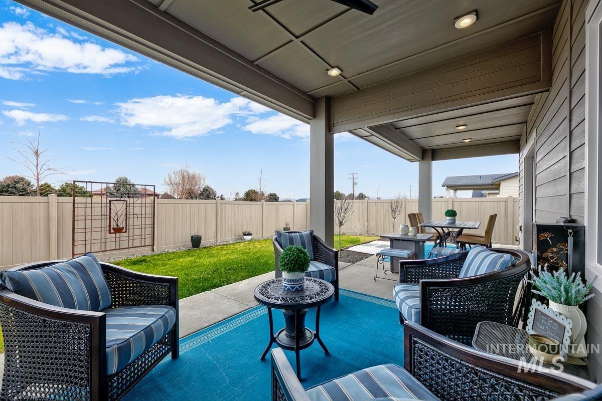 2406 W Herron Ridge Drive, Nampa, Idaho 83686, 3 Bedrooms, 2 Bathrooms, Residential For Sale, Price $515,121,MLS 98976111