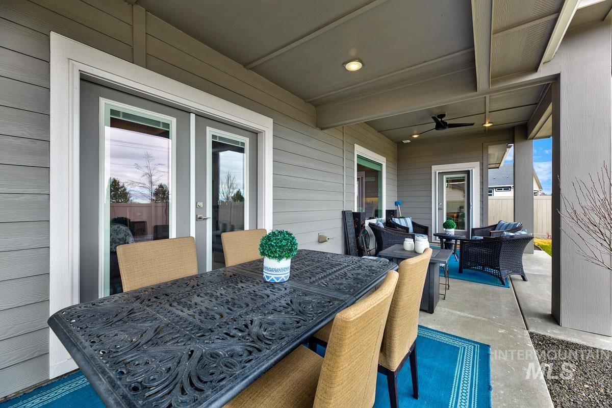 2406 W Herron Ridge Drive, Nampa, Idaho 83686, 3 Bedrooms, 2 Bathrooms, Residential For Sale, Price $515,121,MLS 98976111