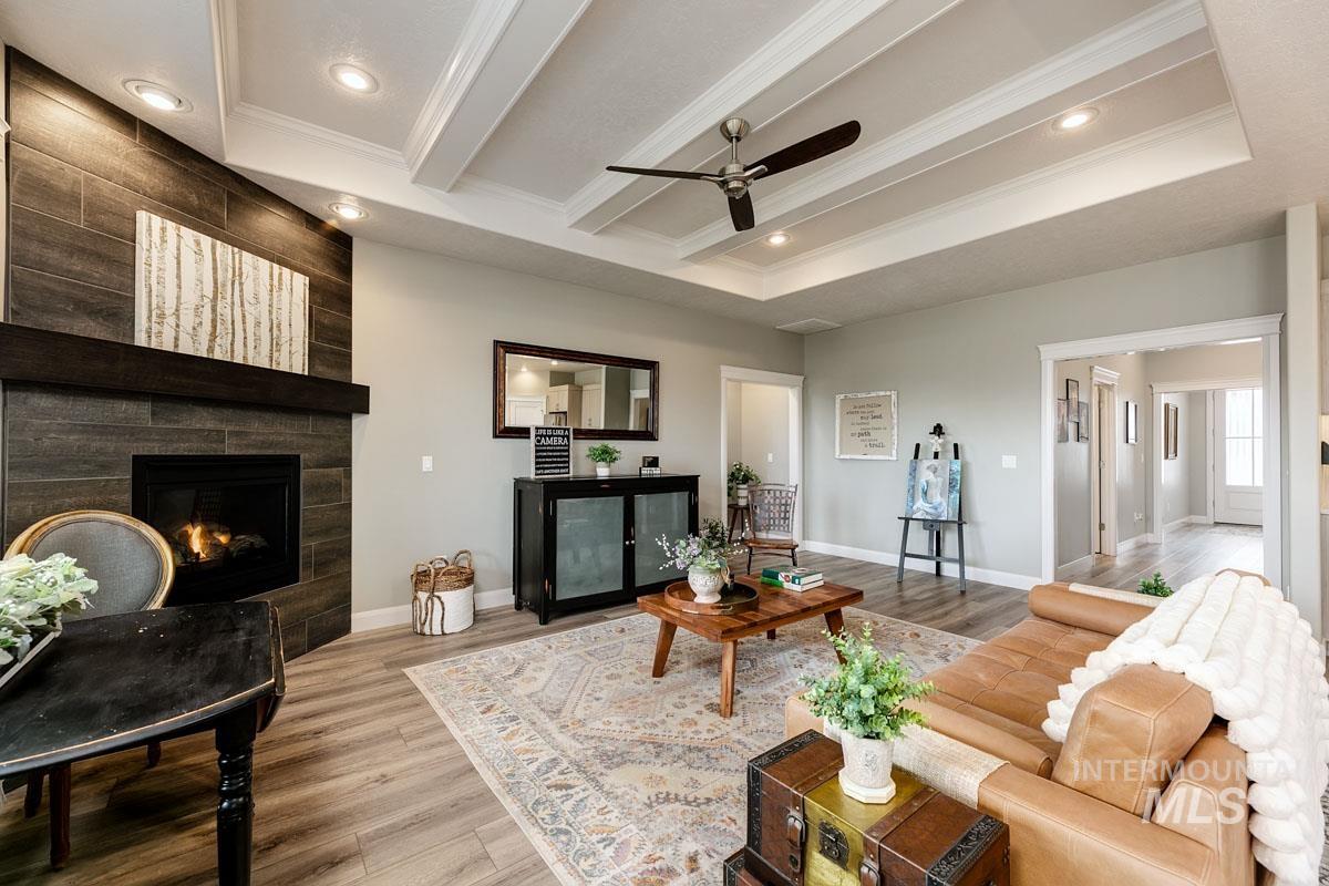 2406 W Herron Ridge Drive, Nampa, Idaho 83686, 3 Bedrooms, 2 Bathrooms, Residential For Sale, Price $515,121,MLS 98976111