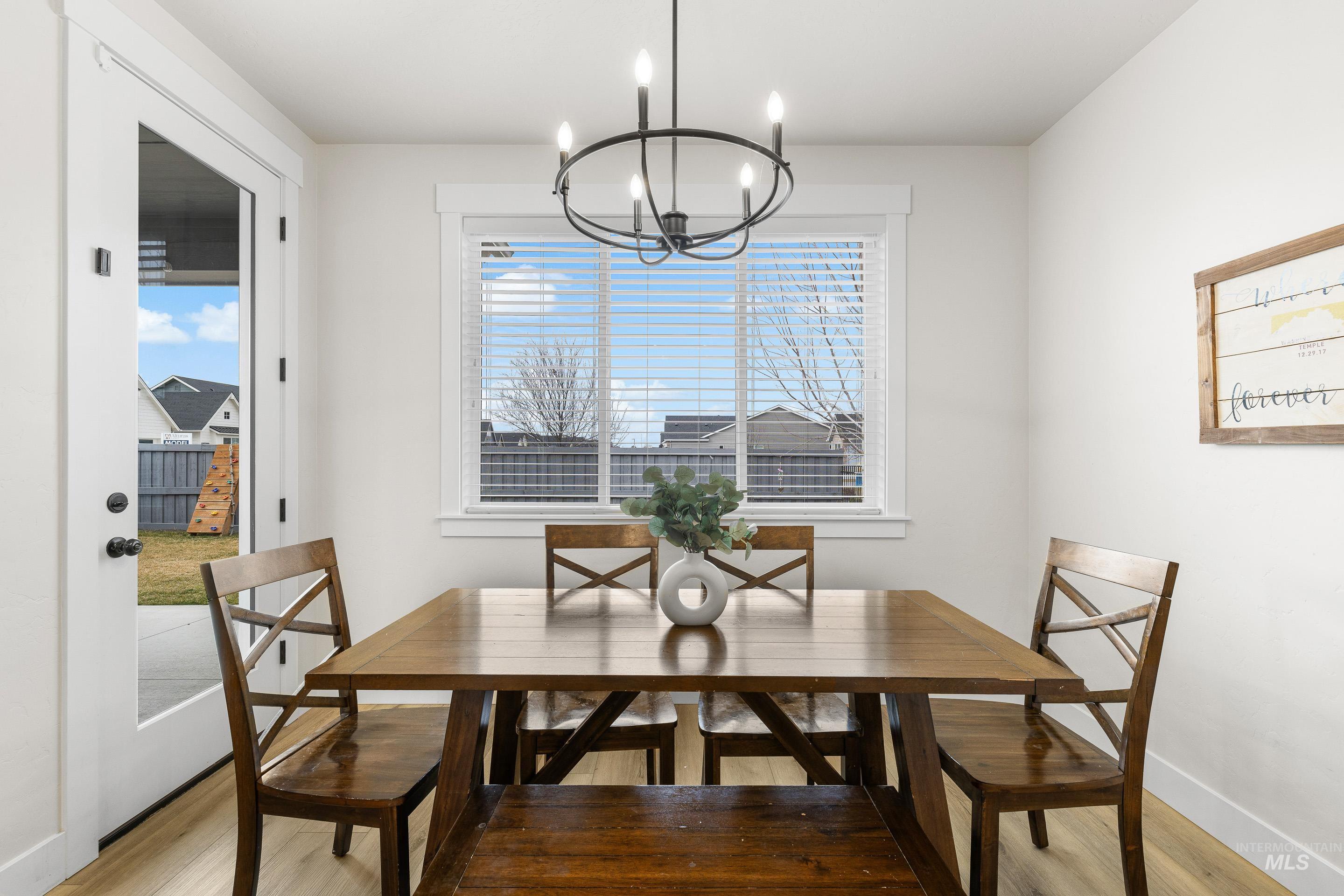 18285 N Arch Haven Way, Nampa, Idaho 83687, 3 Bedrooms, 2 Bathrooms, Residential For Sale, Price $474,900,MLS 98976114