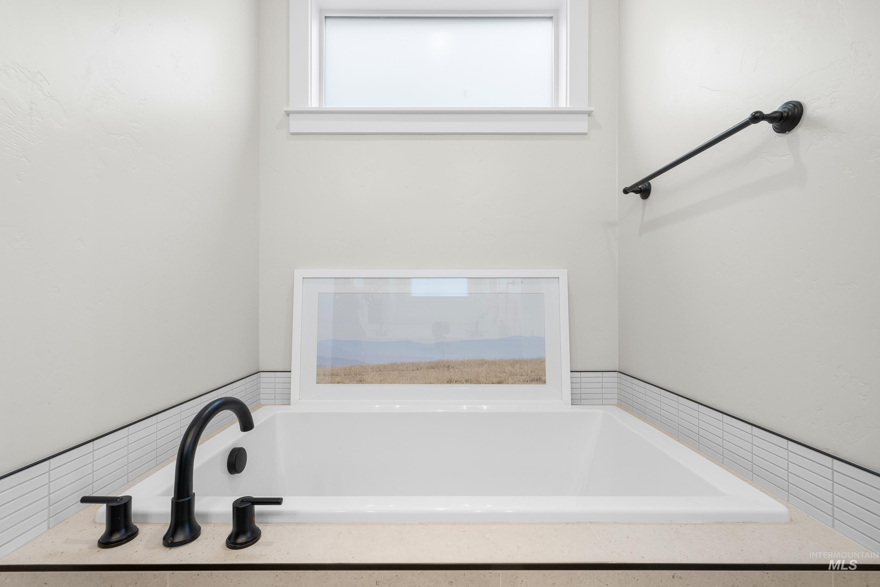 18285 N Arch Haven Way, Nampa, Idaho 83687, 3 Bedrooms, 2 Bathrooms, Residential For Sale, Price $474,900,MLS 98976114