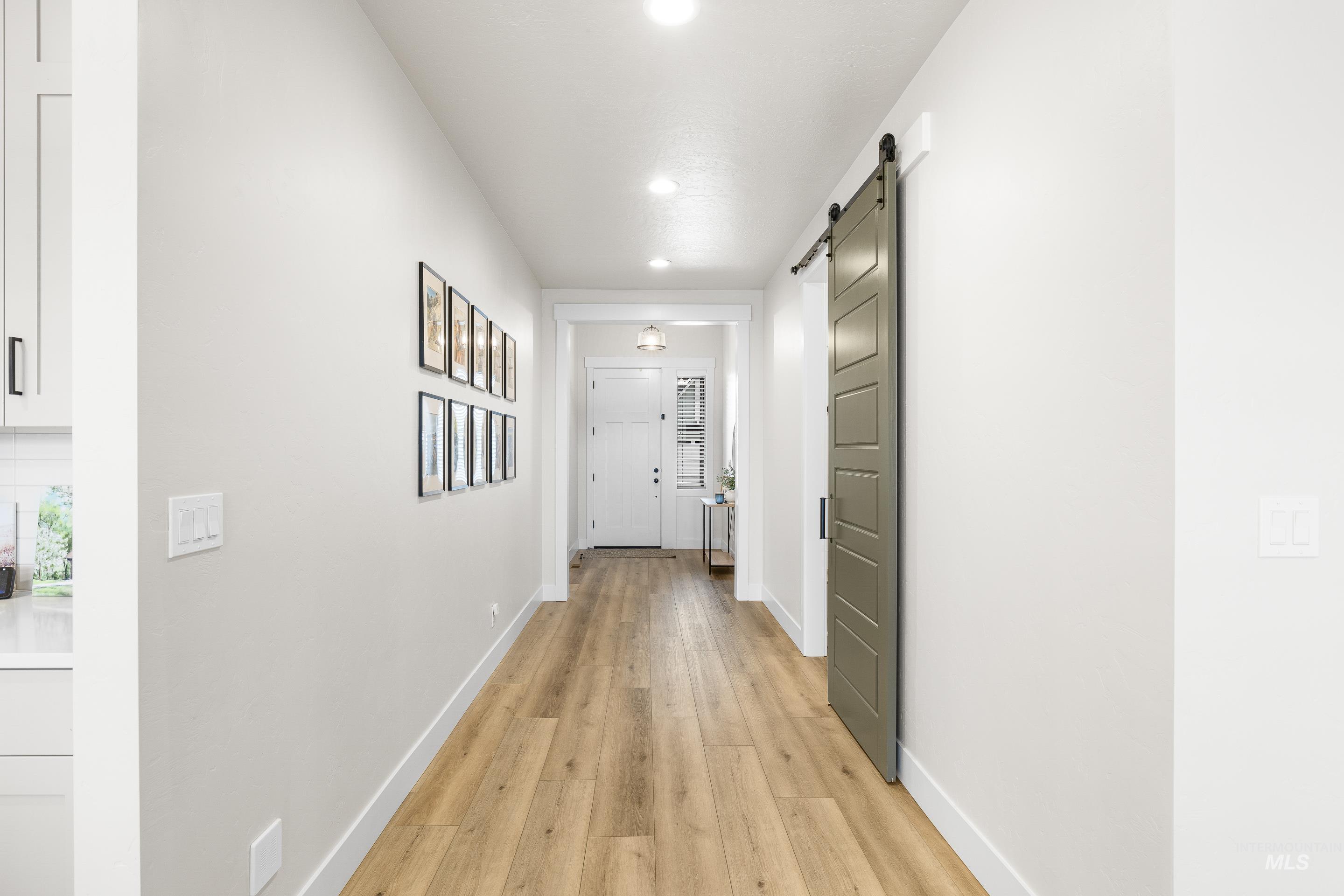 18285 N Arch Haven Way, Nampa, Idaho 83687, 3 Bedrooms, 2 Bathrooms, Residential For Sale, Price $474,900,MLS 98976114