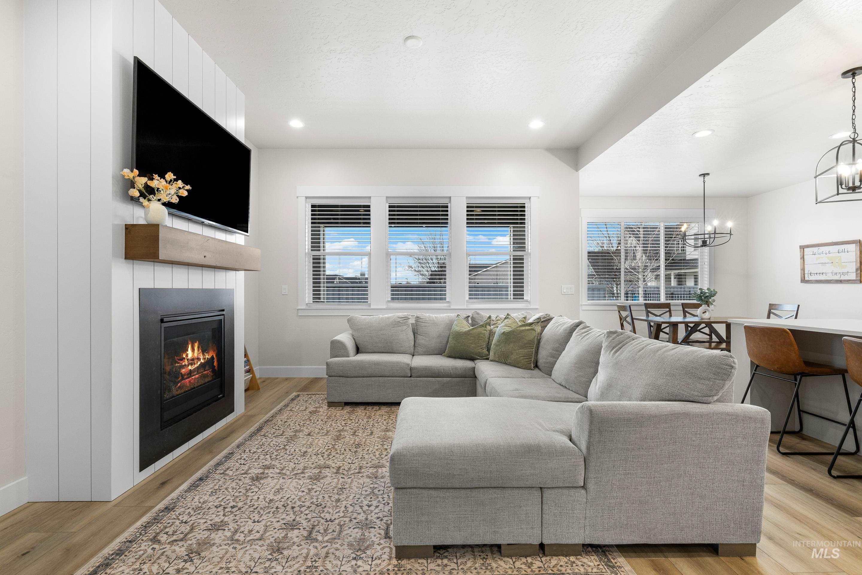 18285 N Arch Haven Way, Nampa, Idaho 83687, 3 Bedrooms, 2 Bathrooms, Residential For Sale, Price $474,900,MLS 98976114