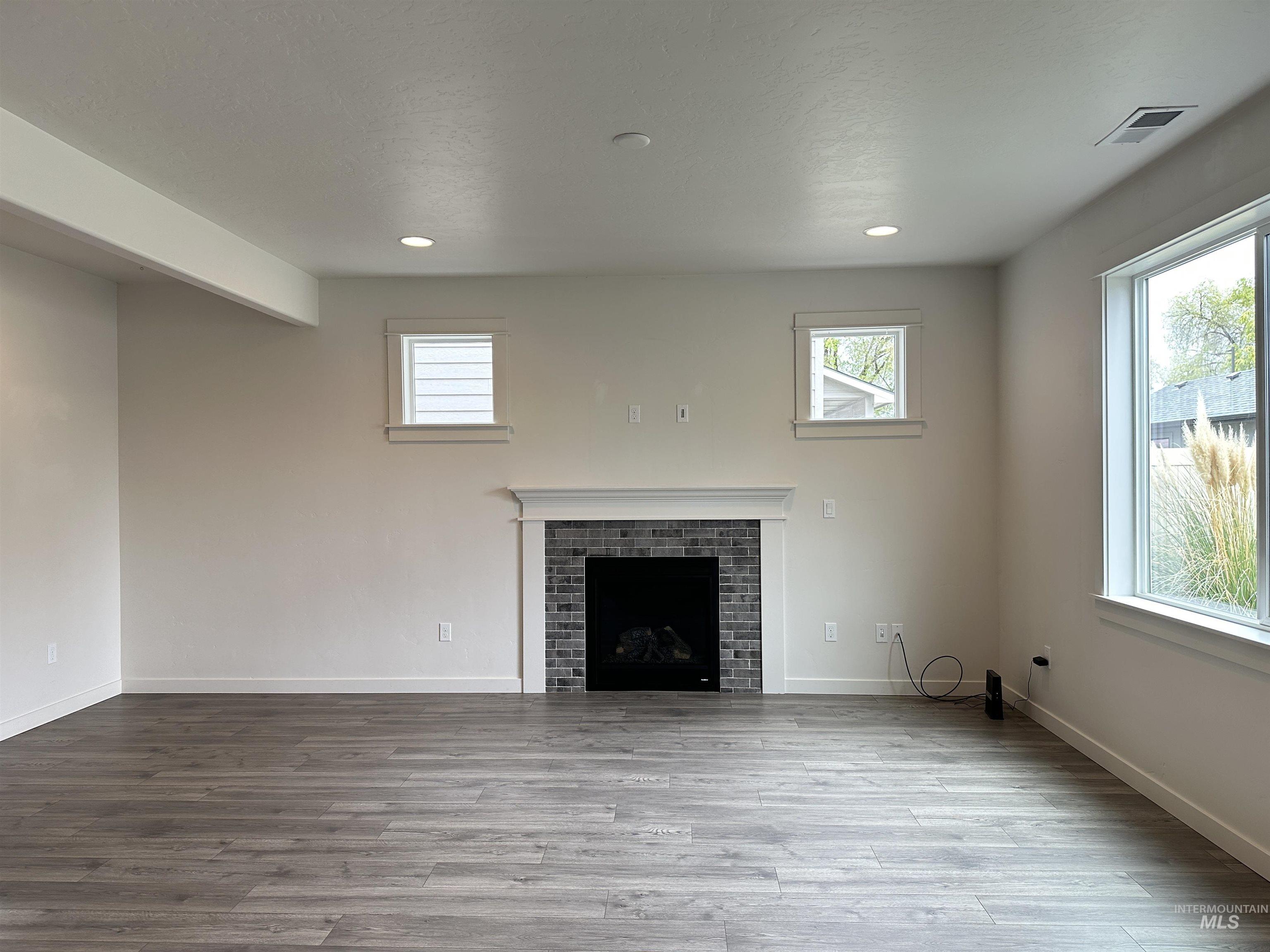 9687 W Arnold Rd., Boise, Idaho 83714, 4 Bedrooms, 2.5 Bathrooms, Residential For Sale, Price $619,900, 98976115