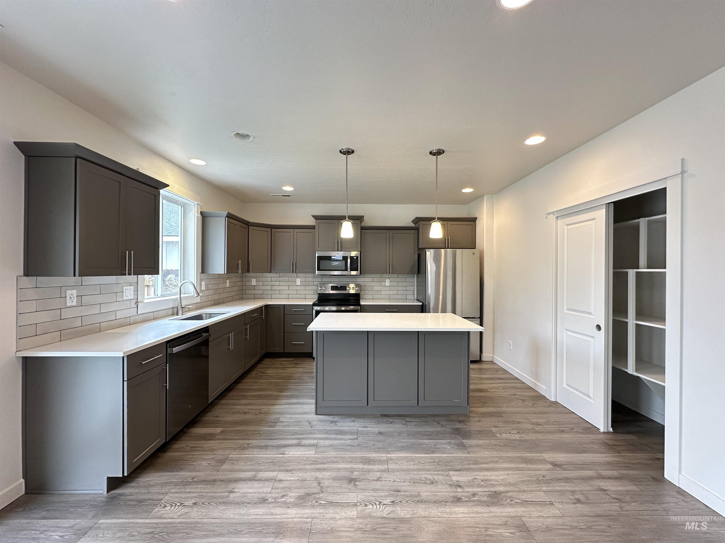 9687 W Arnold Rd., Boise, Idaho 83714, 4 Bedrooms, 2.5 Bathrooms, Residential For Sale, Price $619,900, 98976115
