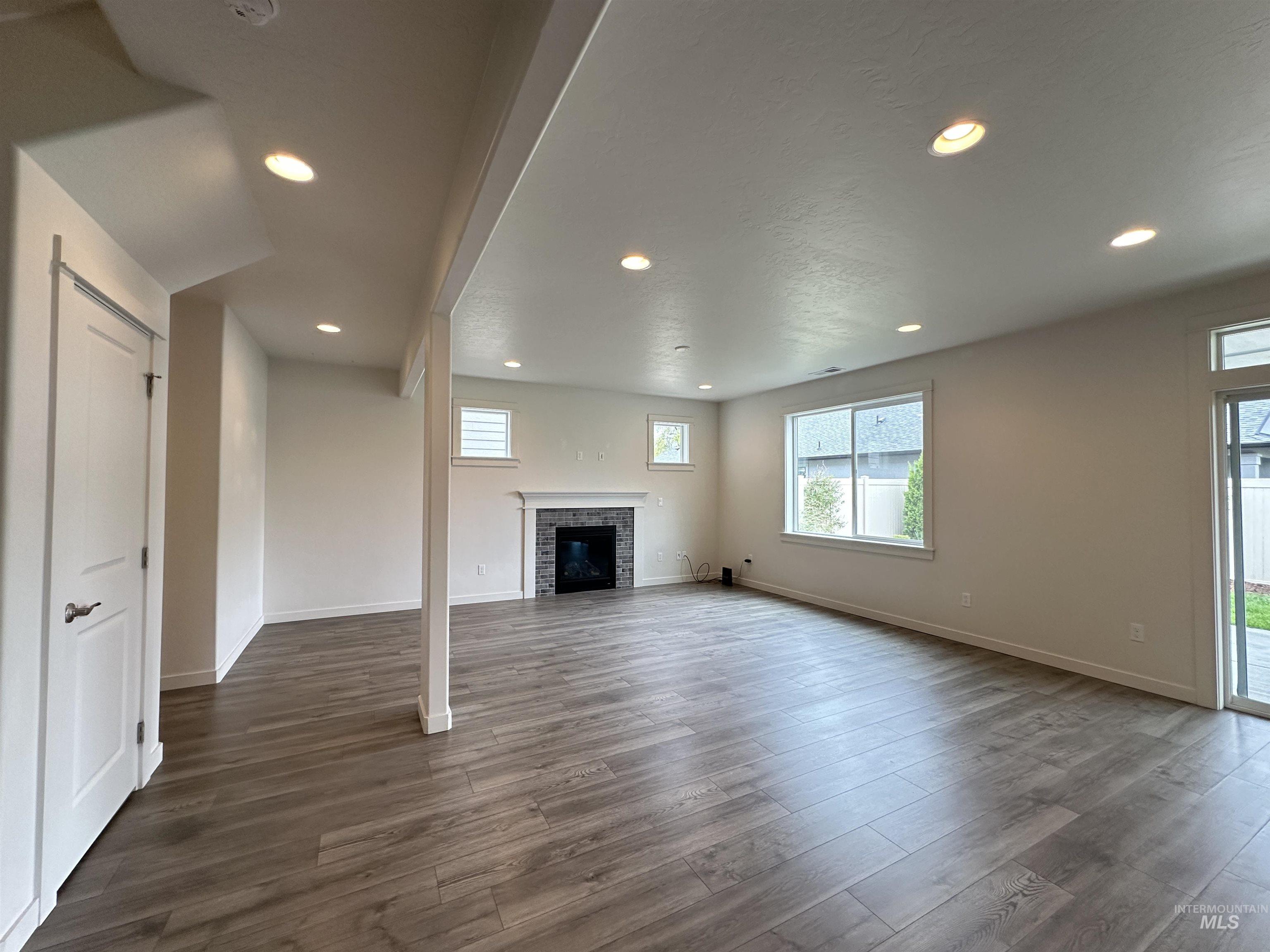9687 W Arnold Rd., Boise, Idaho 83714, 4 Bedrooms, 2.5 Bathrooms, Residential For Sale, Price $619,900, 98976115