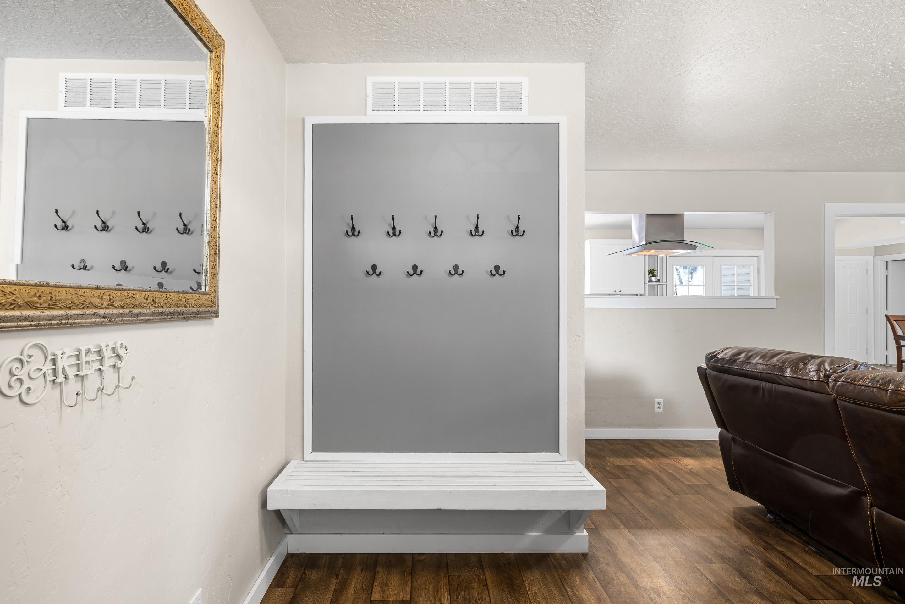 3510 Lassen, Boise, Idaho 83703, 5 Bedrooms, 3 Bathrooms, Residential For Sale, Price $796,000,MLS 98976116