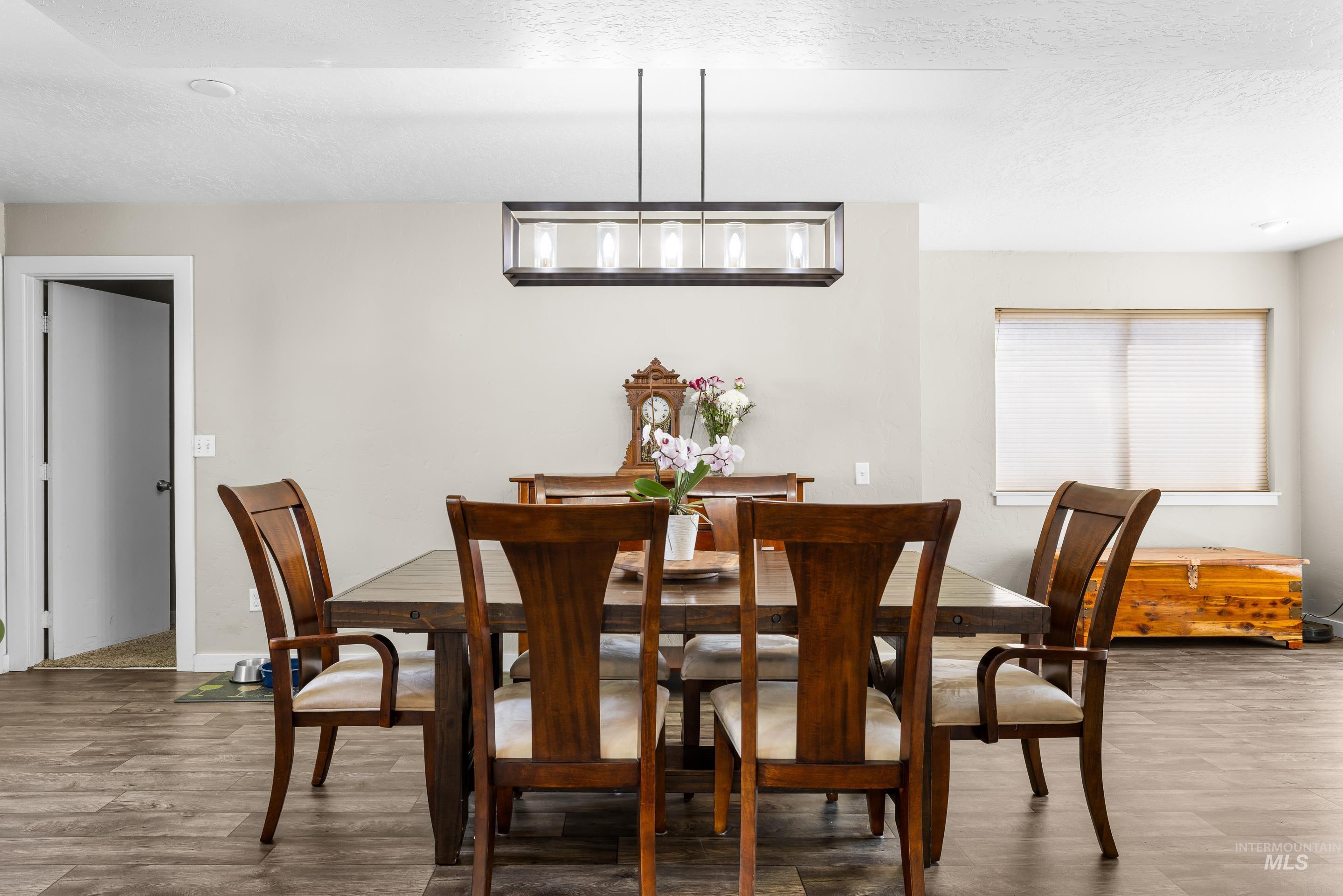 3510 Lassen, Boise, Idaho 83703, 5 Bedrooms, 3 Bathrooms, Residential For Sale, Price $796,000,MLS 98976116