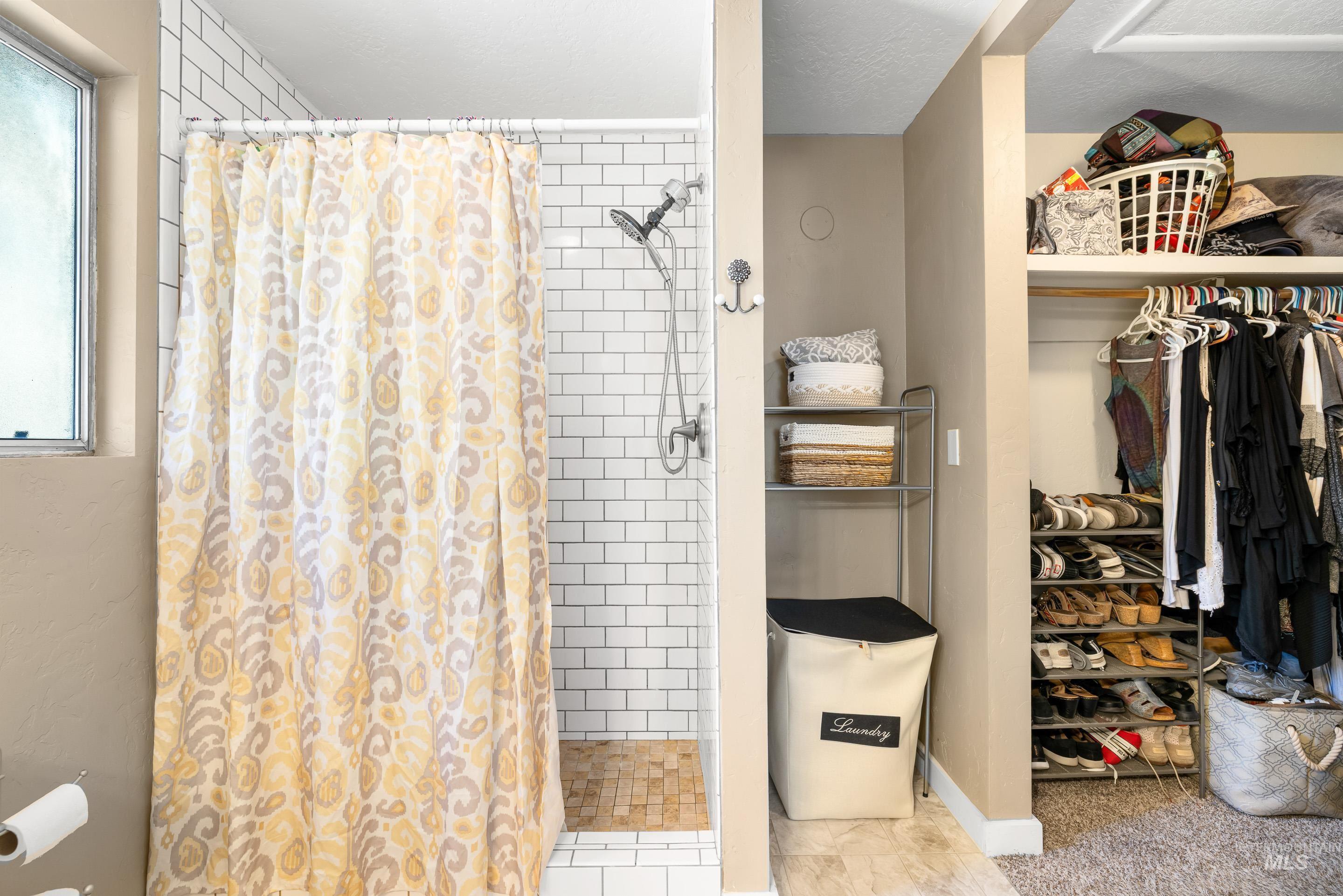 3510 Lassen, Boise, Idaho 83703, 5 Bedrooms, 3 Bathrooms, Residential For Sale, Price $796,000,MLS 98976116