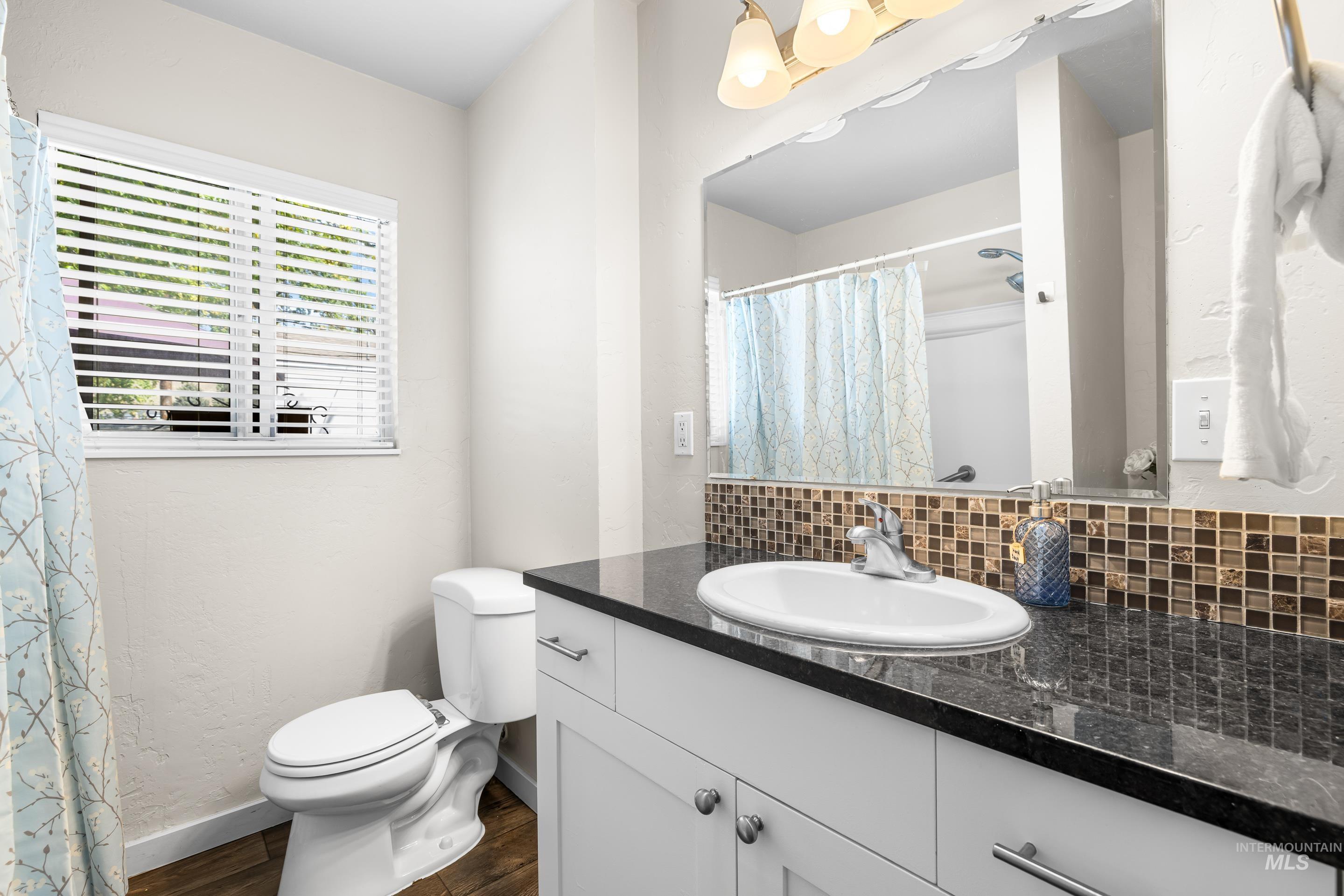 3510 Lassen, Boise, Idaho 83703, 5 Bedrooms, 3 Bathrooms, Residential For Sale, Price $796,000,MLS 98976116