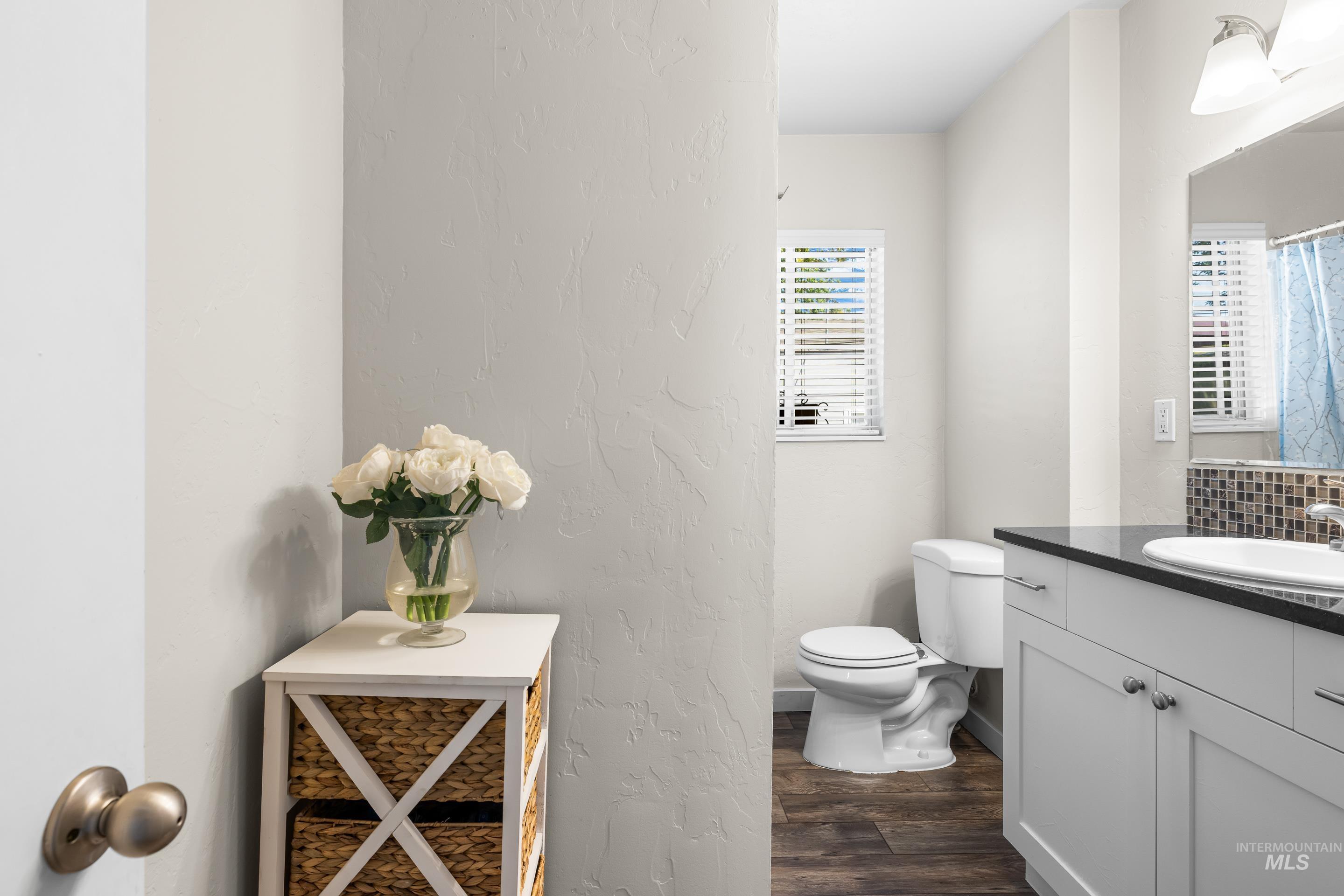 3510 Lassen, Boise, Idaho 83703, 5 Bedrooms, 3 Bathrooms, Residential For Sale, Price $796,000,MLS 98976116