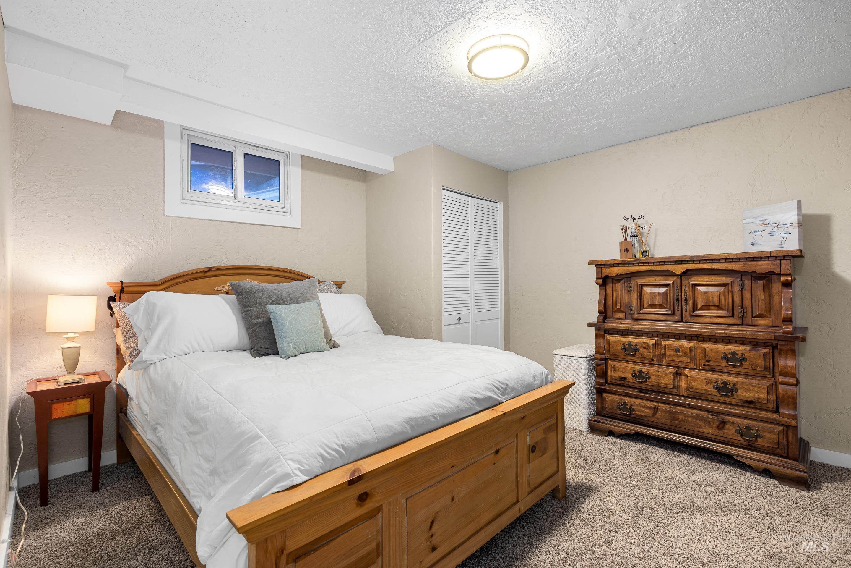 3510 Lassen, Boise, Idaho 83703, 5 Bedrooms, 3 Bathrooms, Residential For Sale, Price $796,000,MLS 98976116