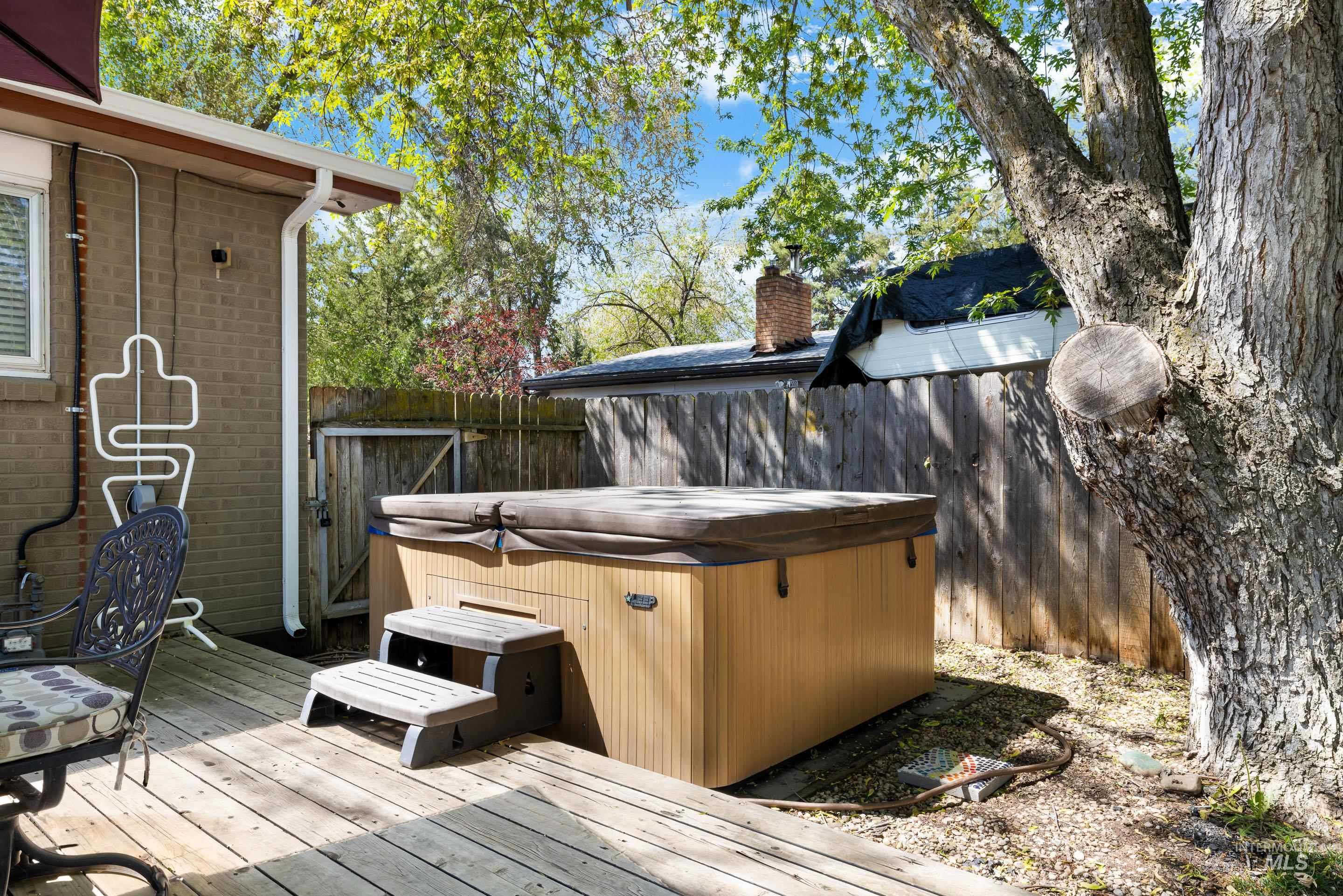 3510 Lassen, Boise, Idaho 83703, 5 Bedrooms, 3 Bathrooms, Residential For Sale, Price $796,000,MLS 98976116