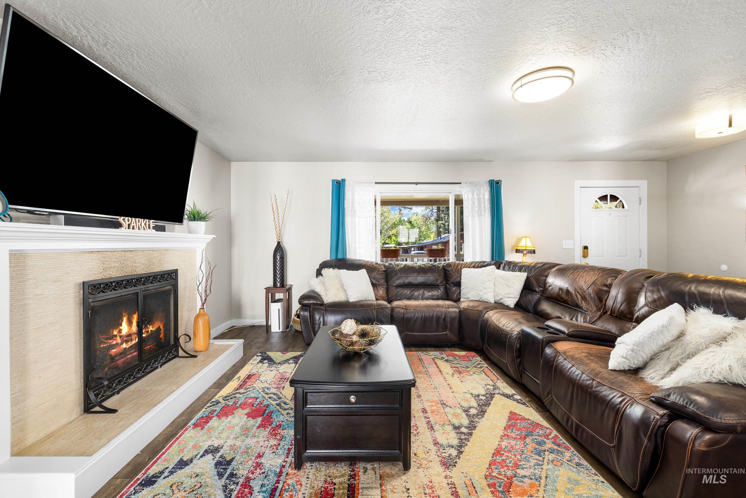 3510 Lassen, Boise, Idaho 83703, 5 Bedrooms, 3 Bathrooms, Residential For Sale, Price $796,000,MLS 98976116