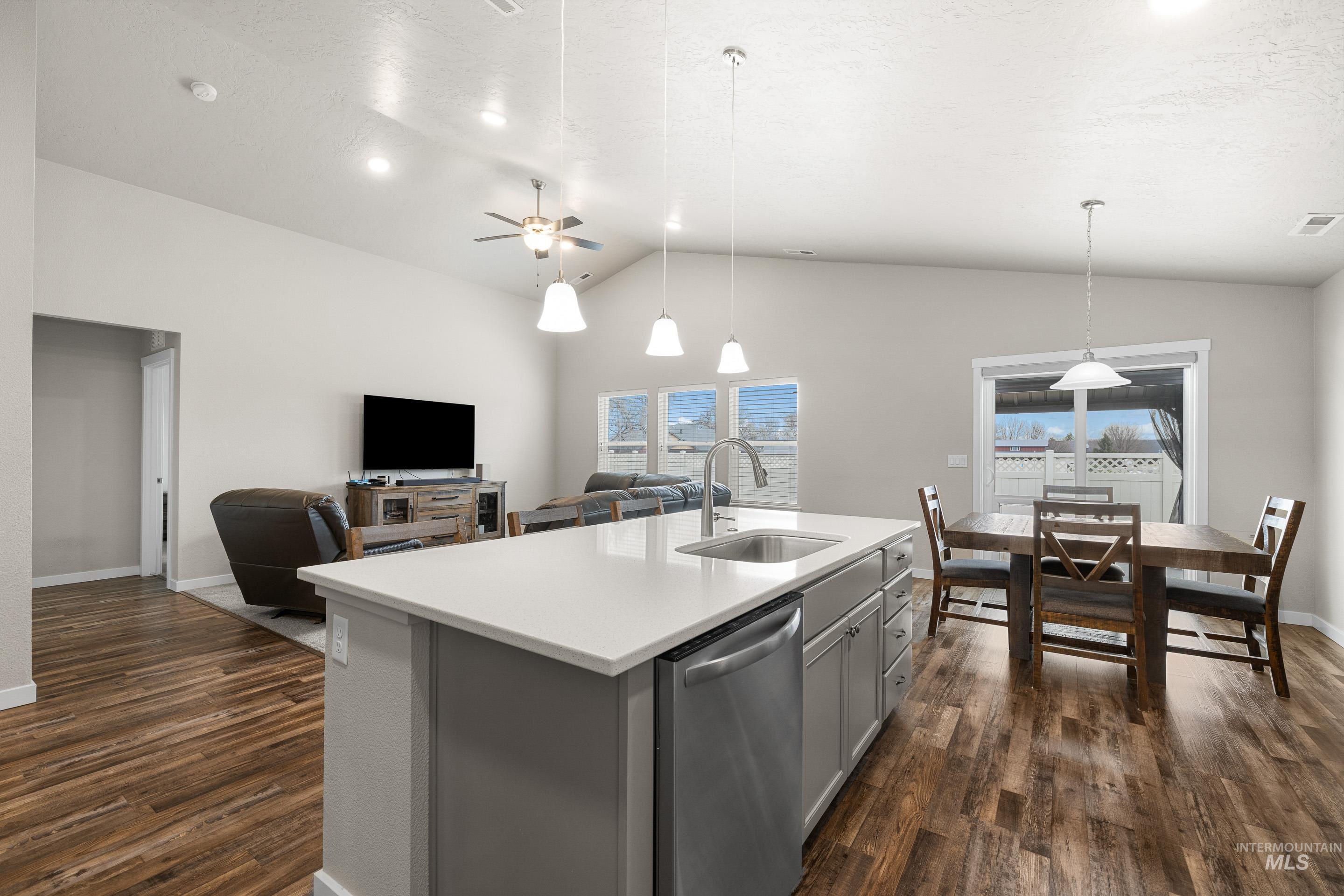 2976 N Rapid Creek Pl, Kuna, Idaho 83634-1692, 4 Bedrooms, 2 Bathrooms, Residential For Sale, Price $489,900,MLS 98976119