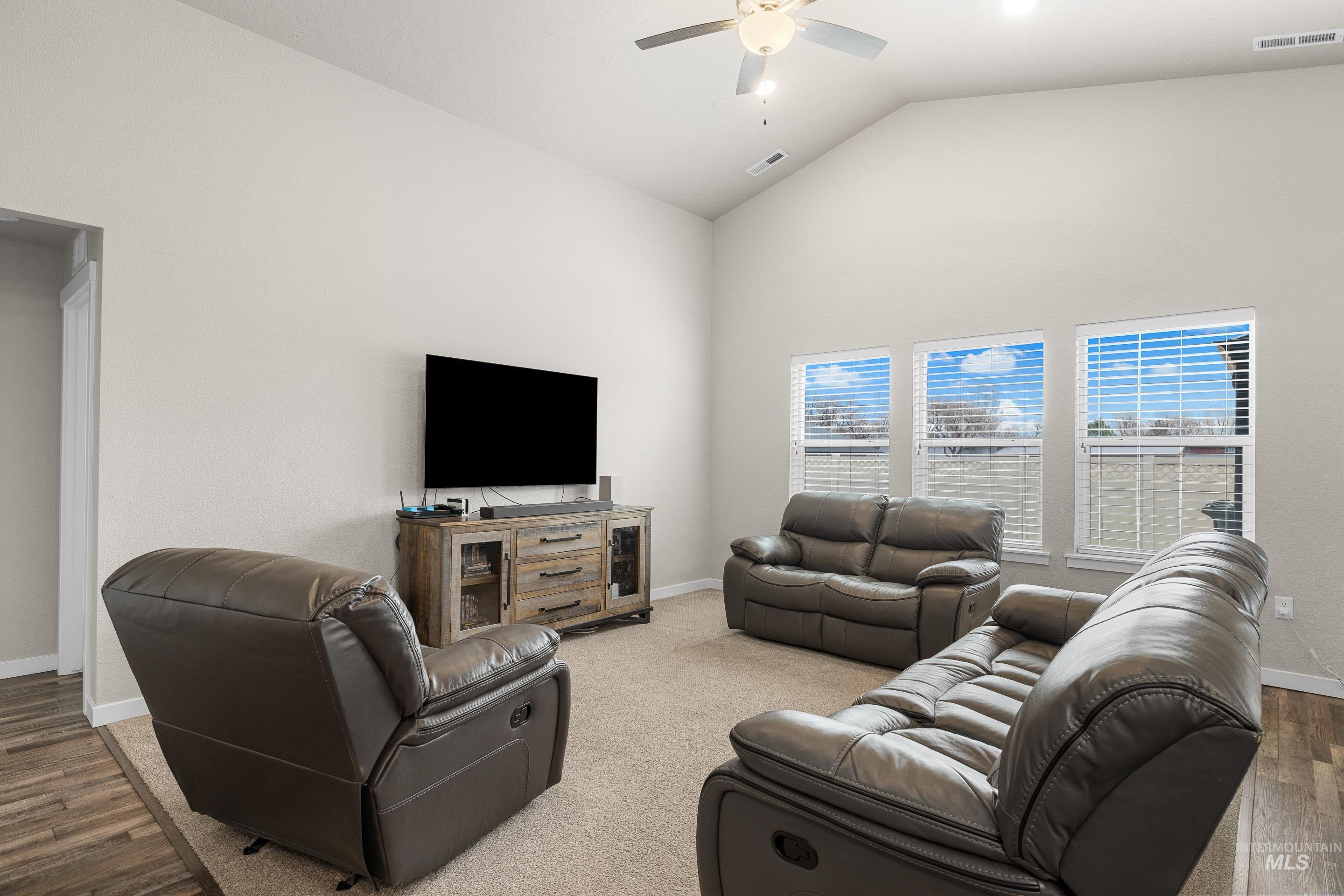 2976 N Rapid Creek Pl, Kuna, Idaho 83634-1692, 4 Bedrooms, 2 Bathrooms, Residential For Sale, Price $489,900,MLS 98976119