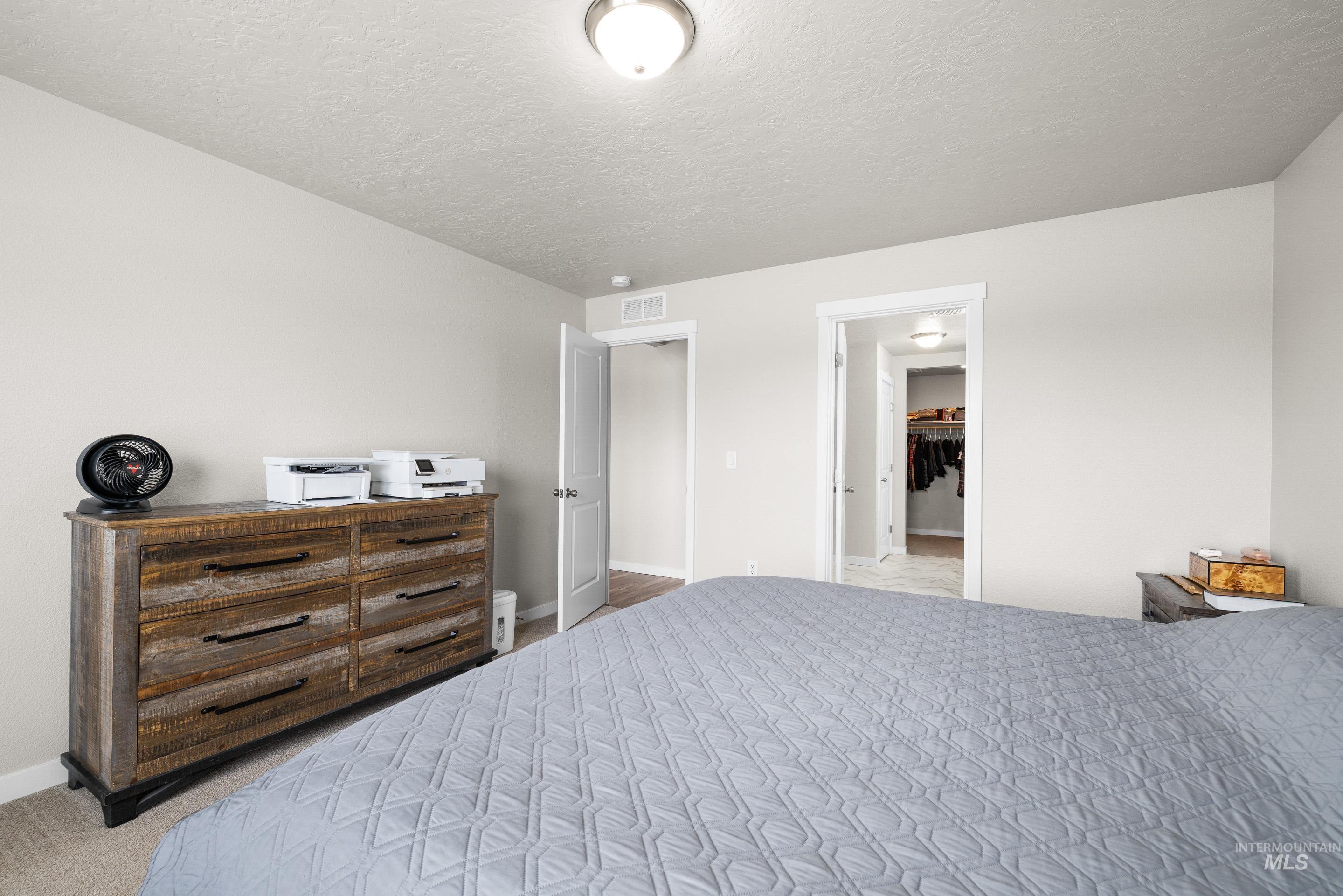 2976 N Rapid Creek Pl, Kuna, Idaho 83634-1692, 4 Bedrooms, 2 Bathrooms, Residential For Sale, Price $489,900,MLS 98976119