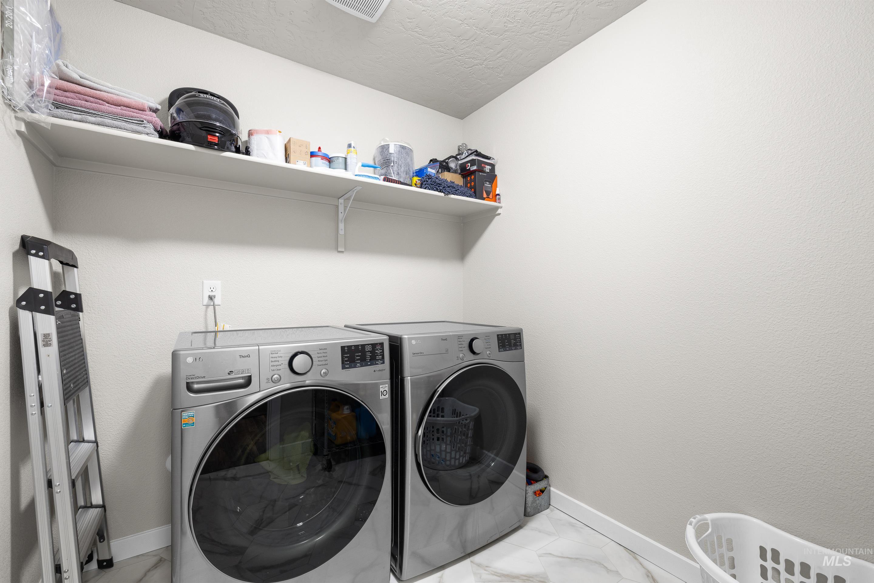 2976 N Rapid Creek Pl, Kuna, Idaho 83634-1692, 4 Bedrooms, 2 Bathrooms, Residential For Sale, Price $489,900,MLS 98976119