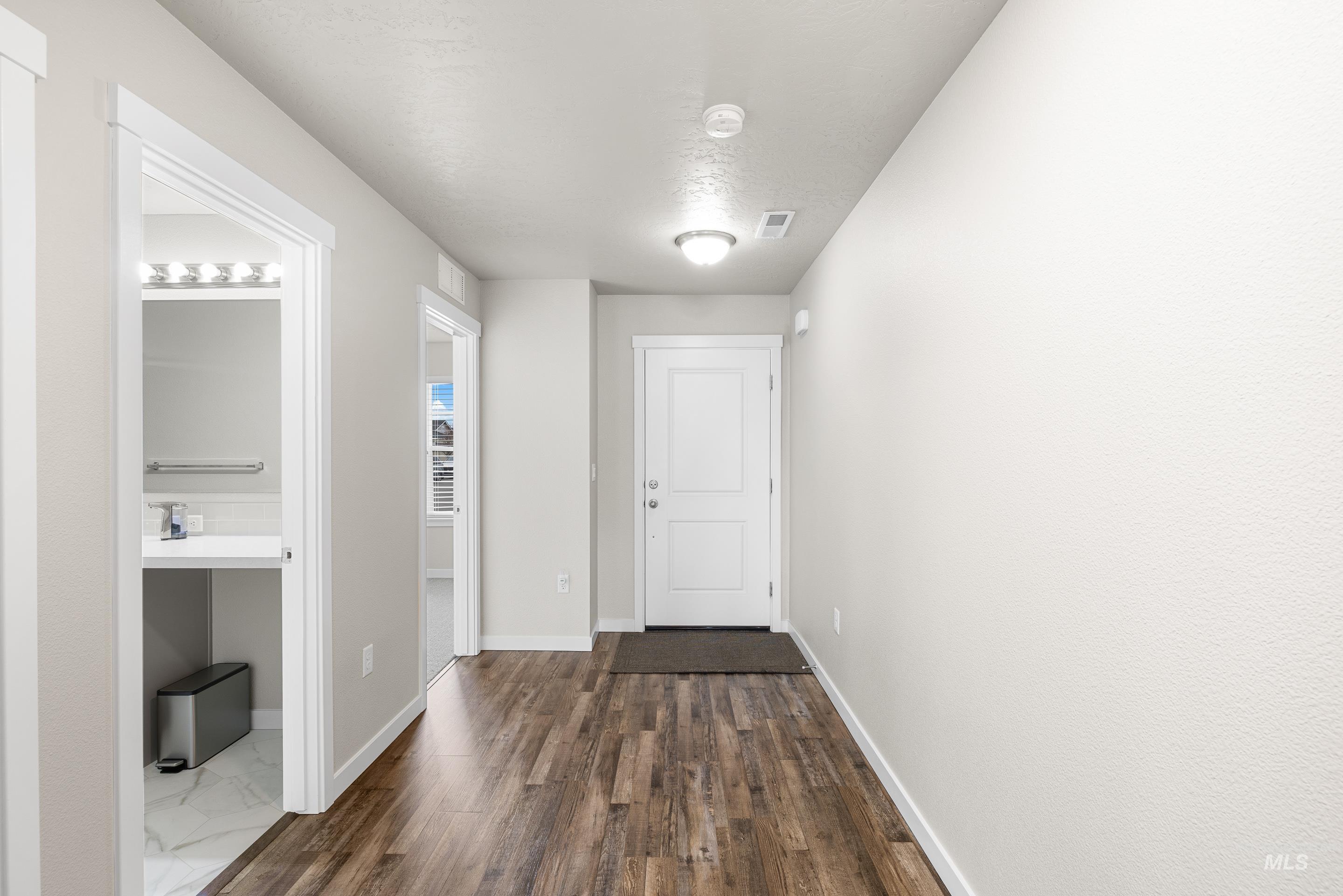 2976 N Rapid Creek Pl, Kuna, Idaho 83634-1692, 4 Bedrooms, 2 Bathrooms, Residential For Sale, Price $489,900,MLS 98976119